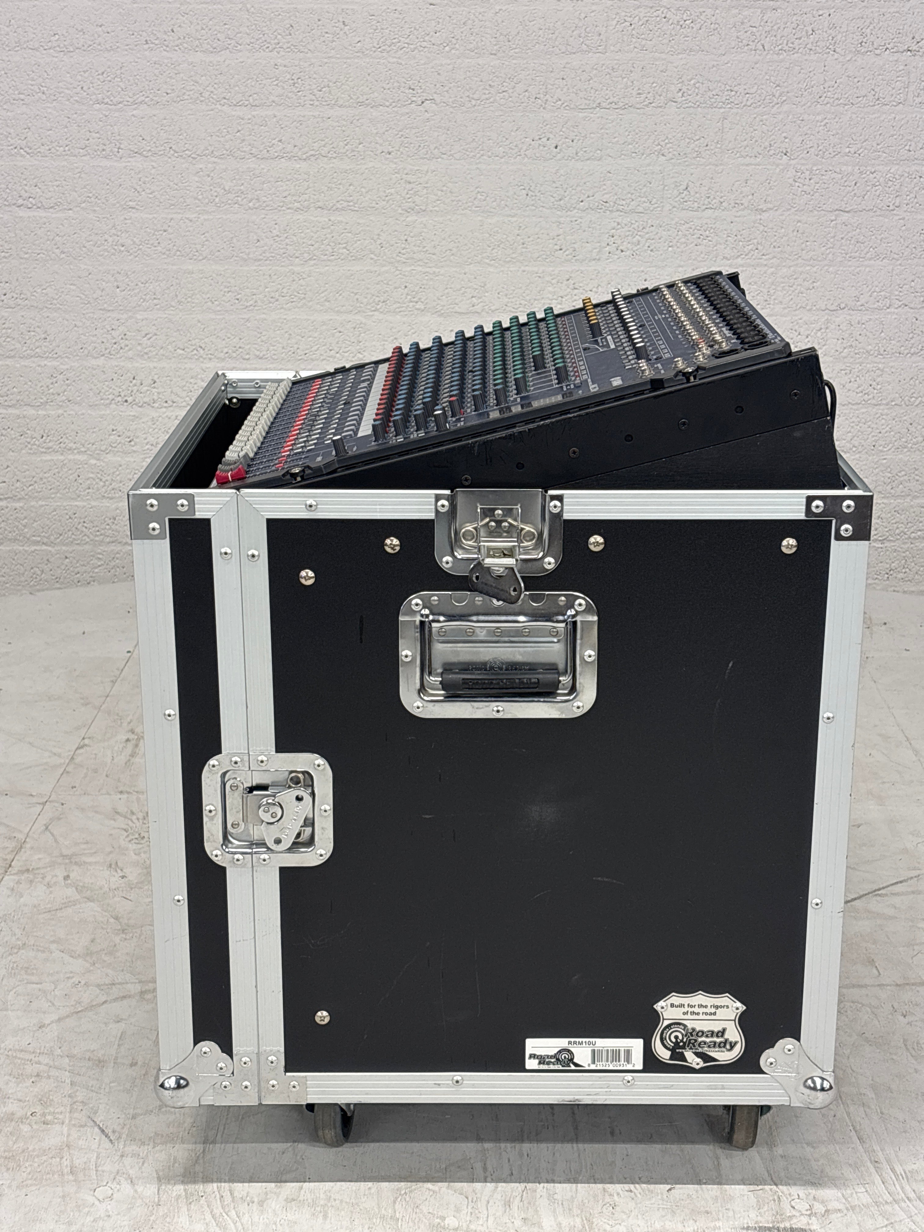 Yamaha mixing console mengpaneel in flightcase