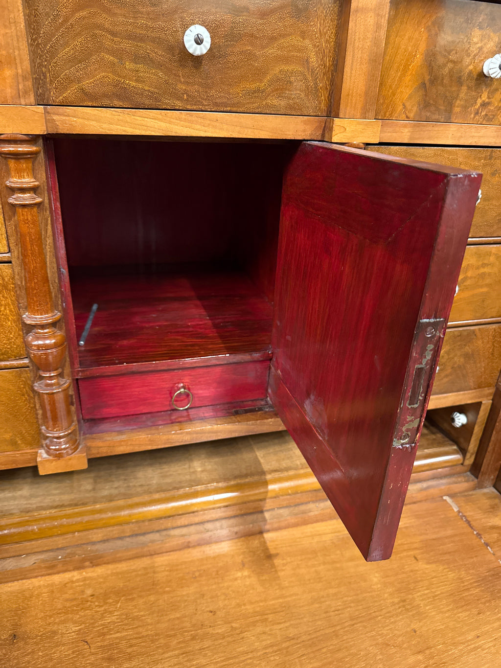 Louis Philippe secretaire rond 1860