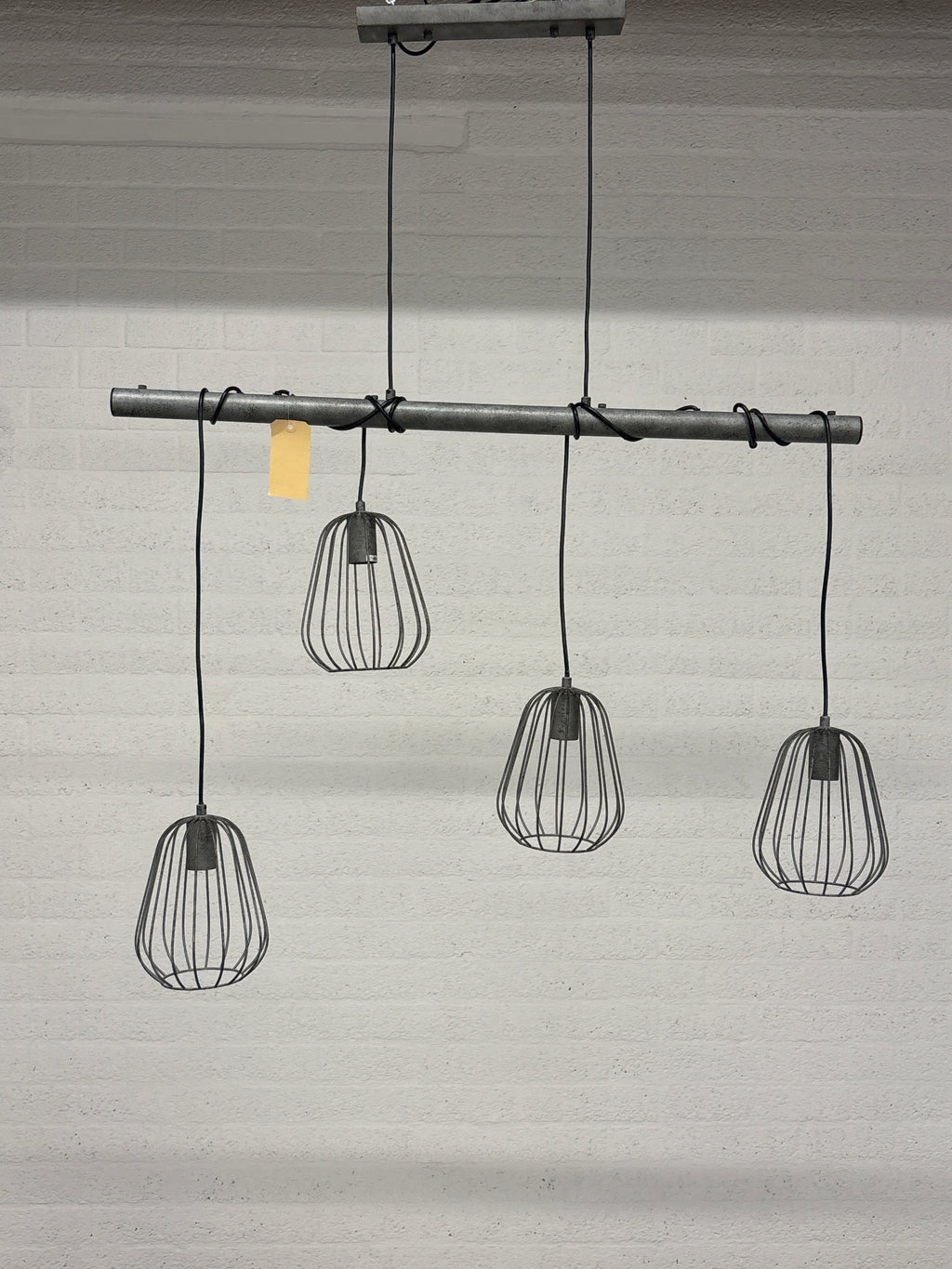 Hanglamp met vier lampen industriële look