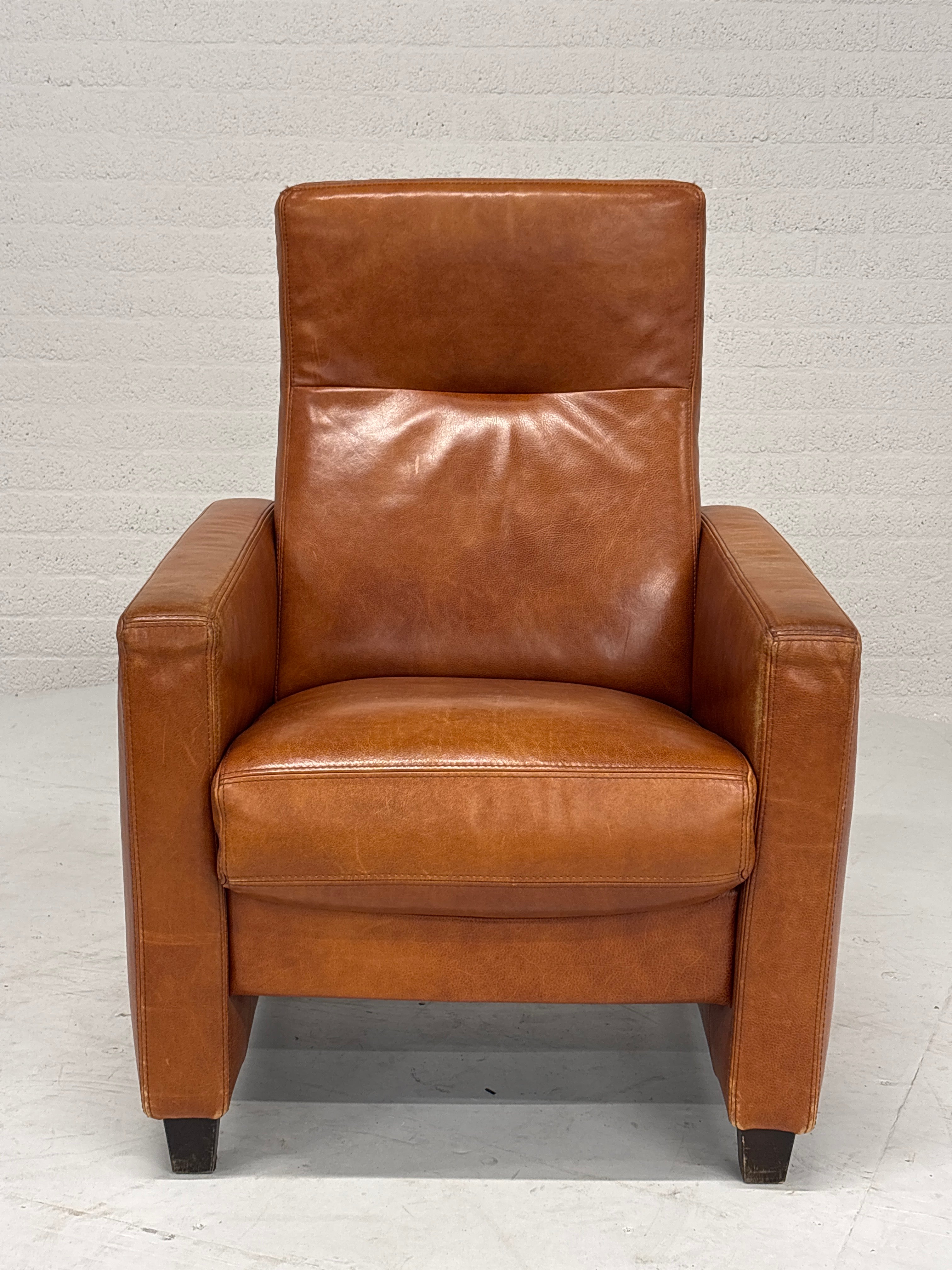 Leren fauteuil vaste rugleuning