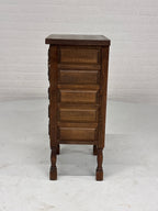 Kastje met veel lades