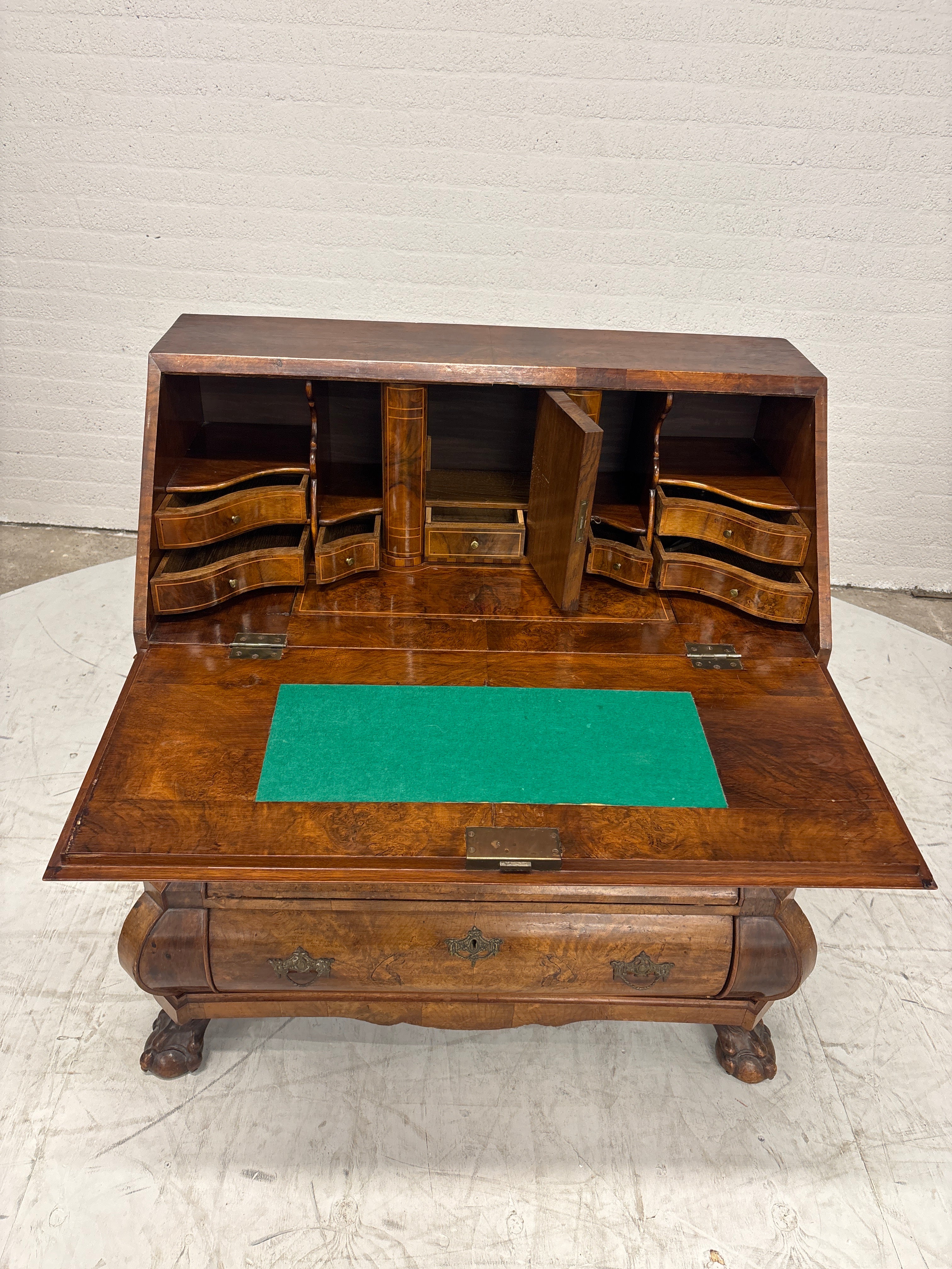 Antieke Nederlandse secretaire barok stijl uit ca 1780
