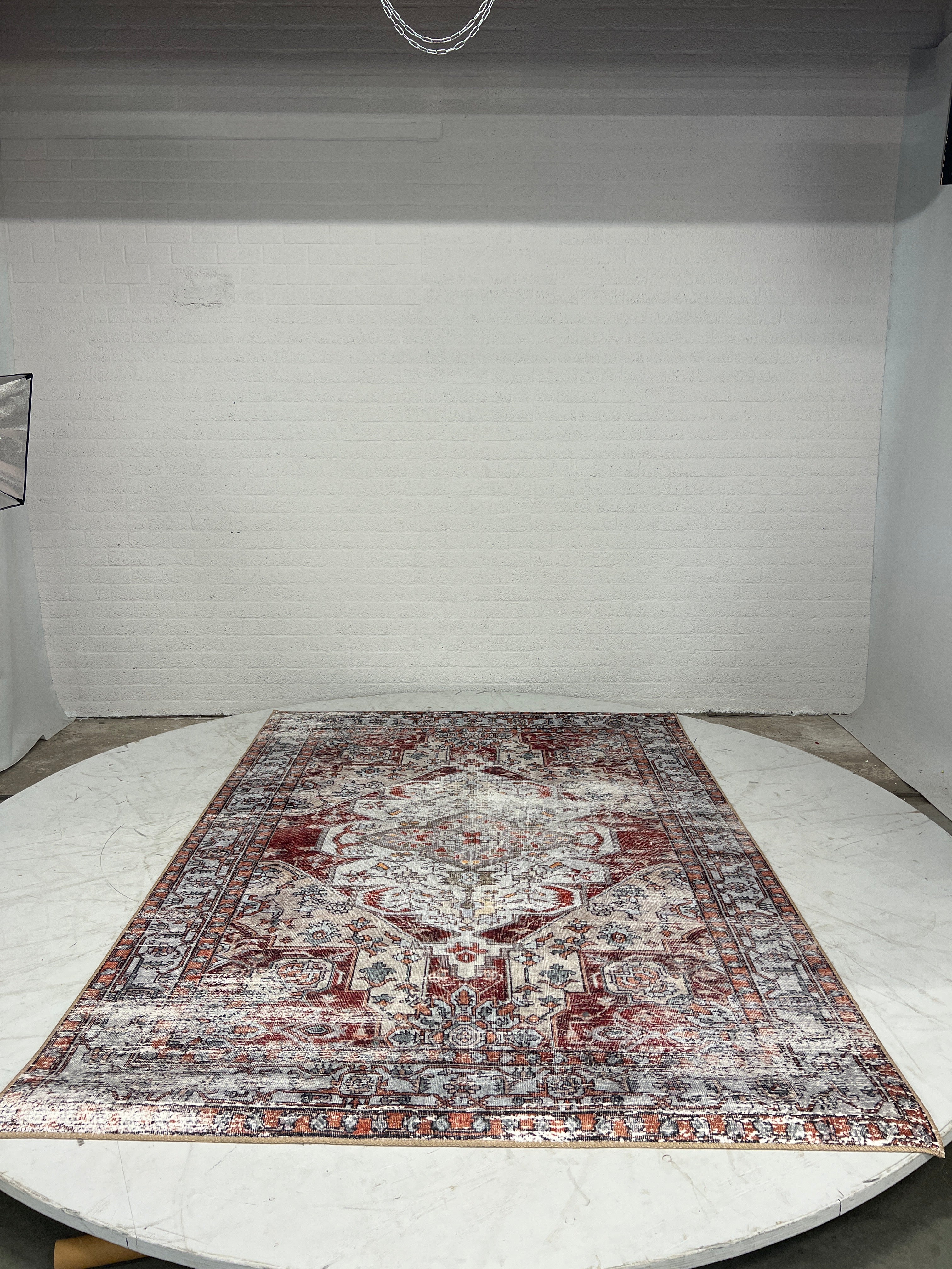 Diverse nieuwe vloerkleden
