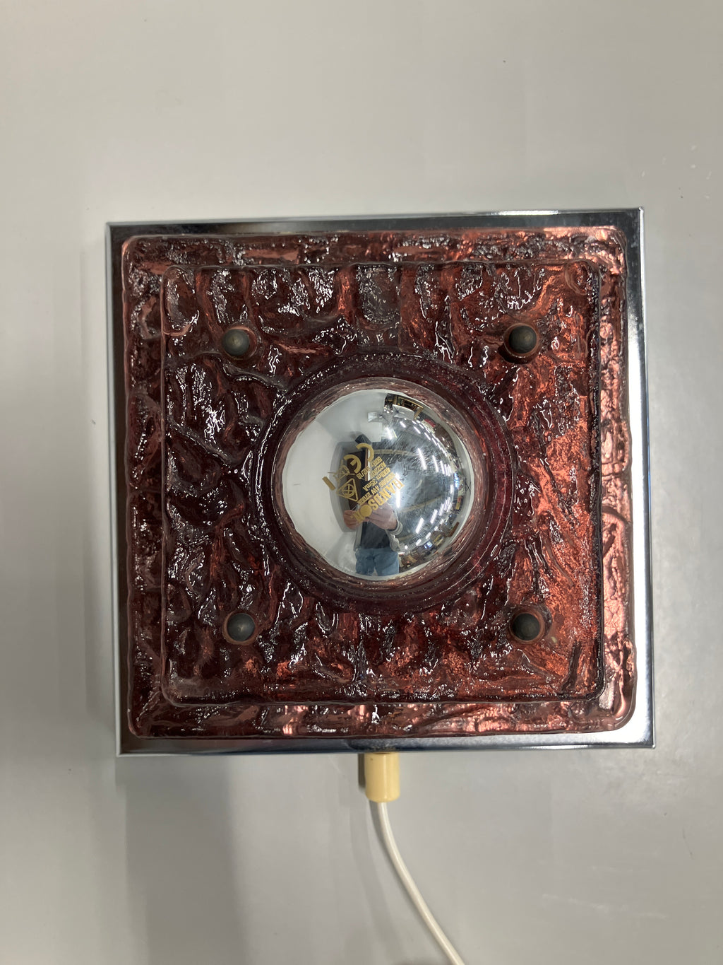 Glazen brutalistische reliëf lamp