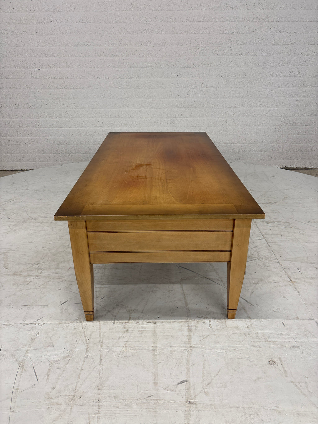 Salontafel met 6 lades en uitschuifblad