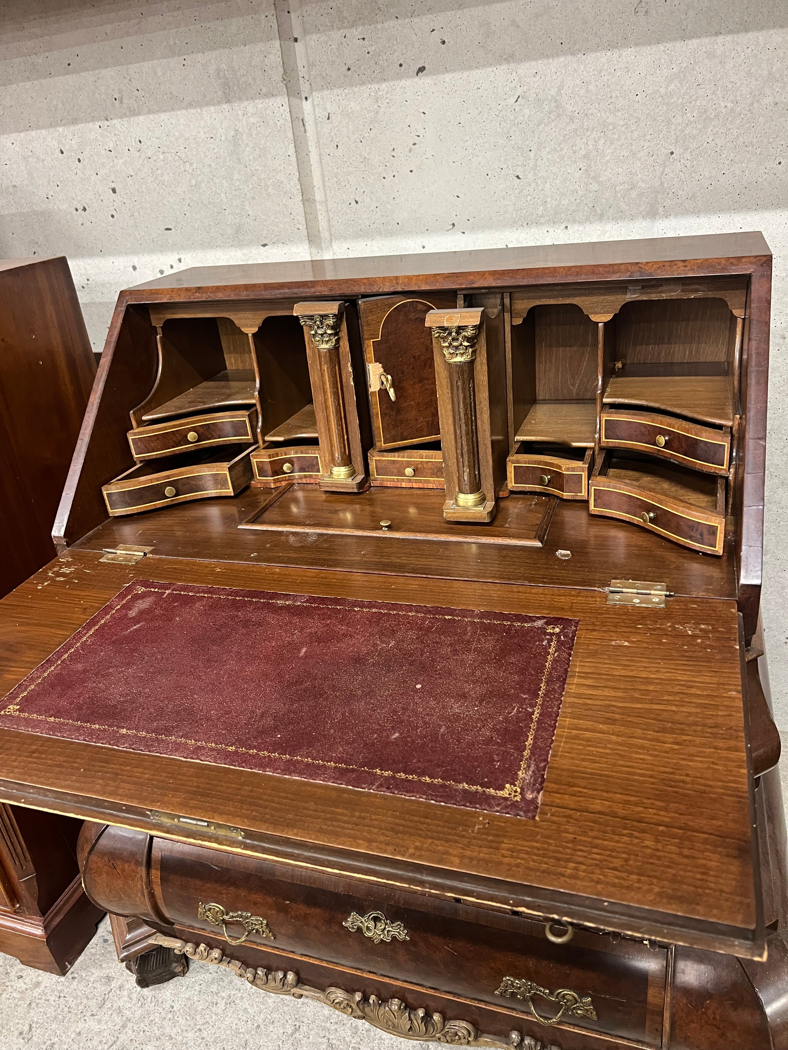 Antieke Secretaire Buikkast Rond