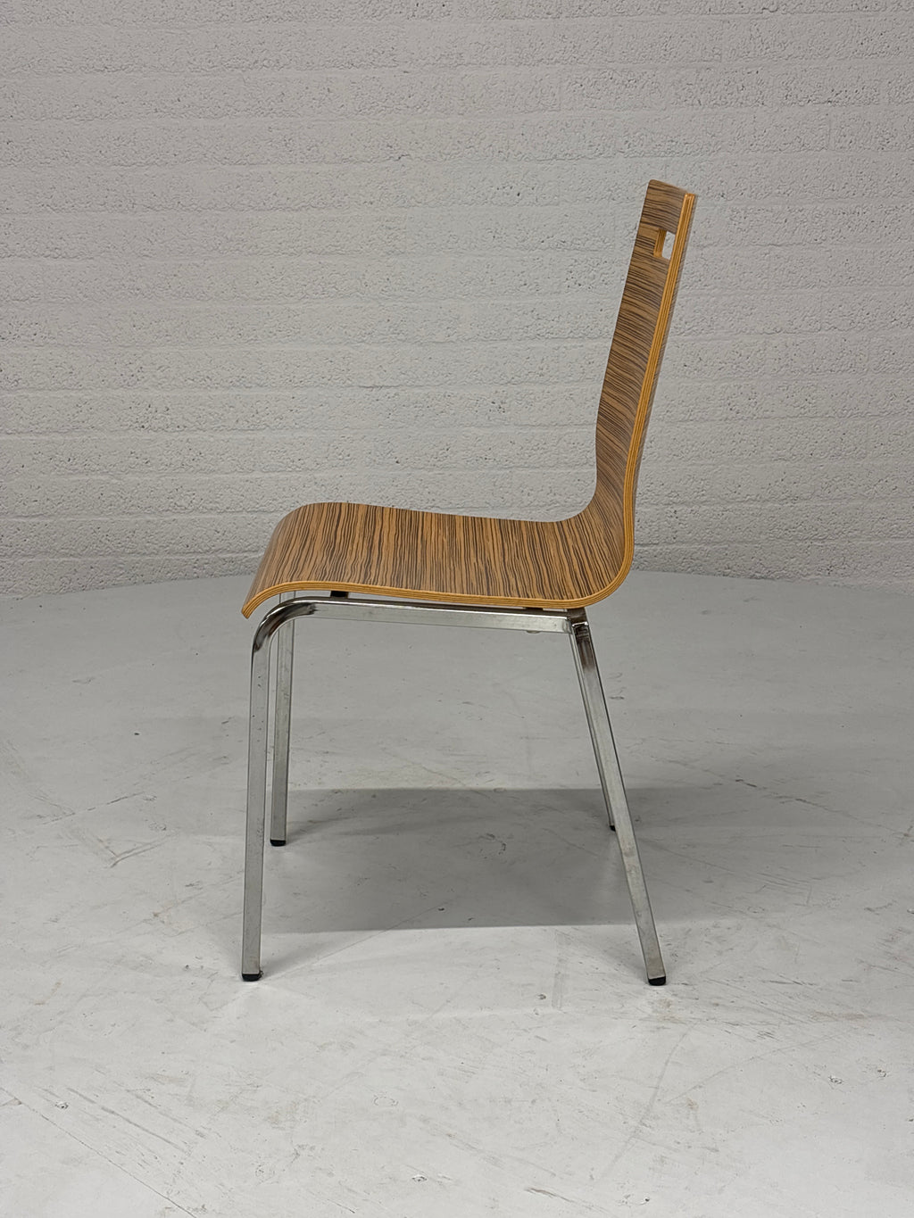 BV Hennie de Jong; Set 5 eetkamerstoelen stapelbaar