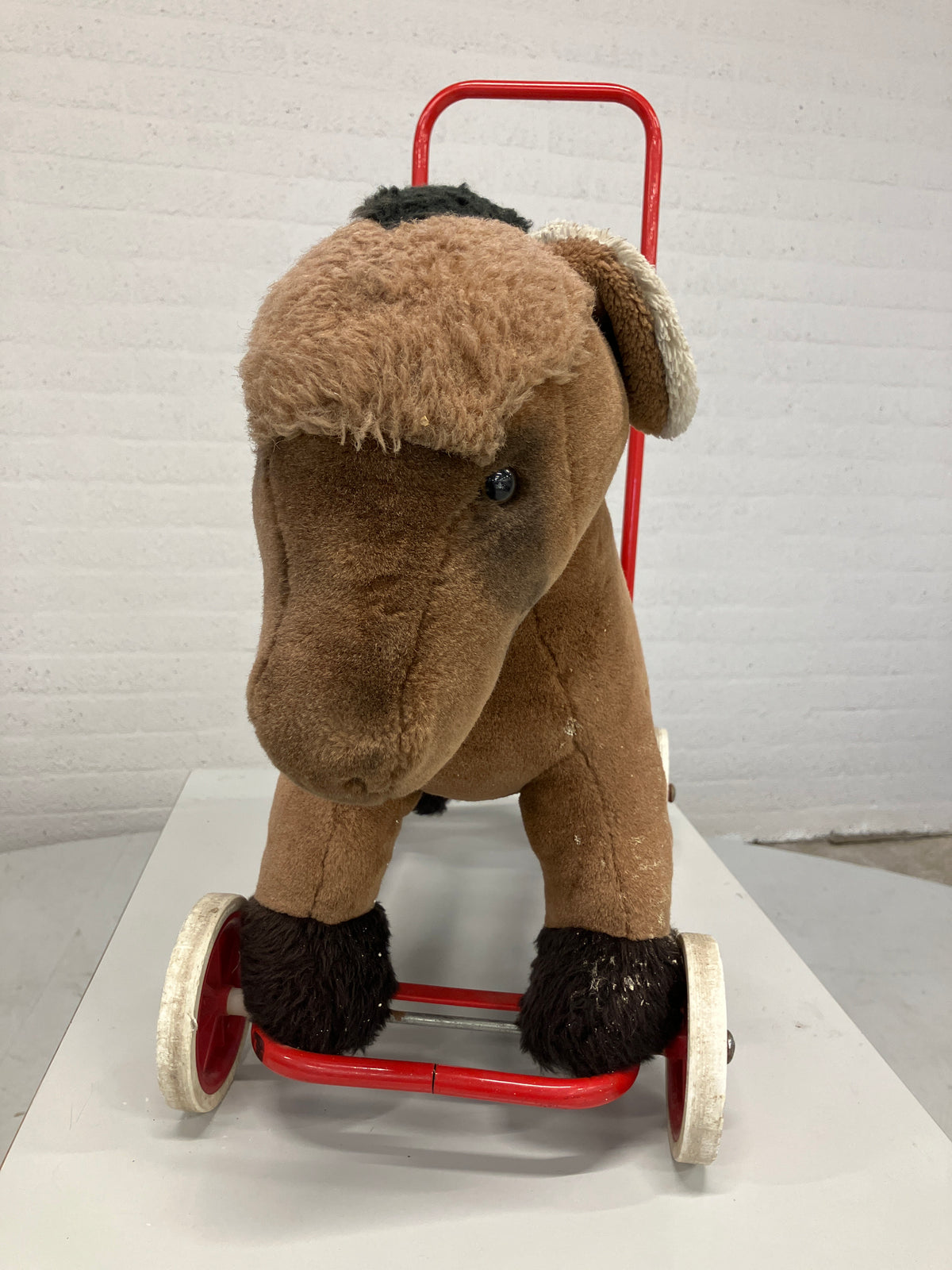 Vintage pony loopwagen