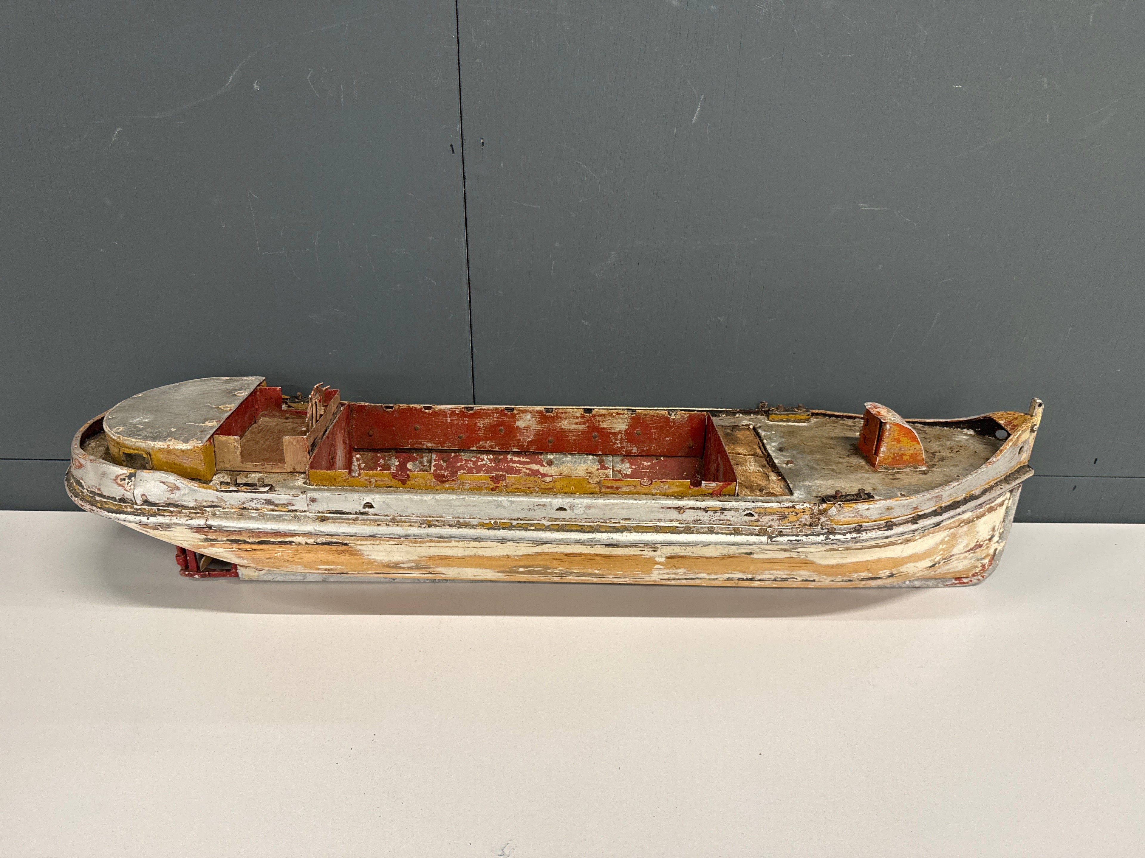 Transport schuit metaal