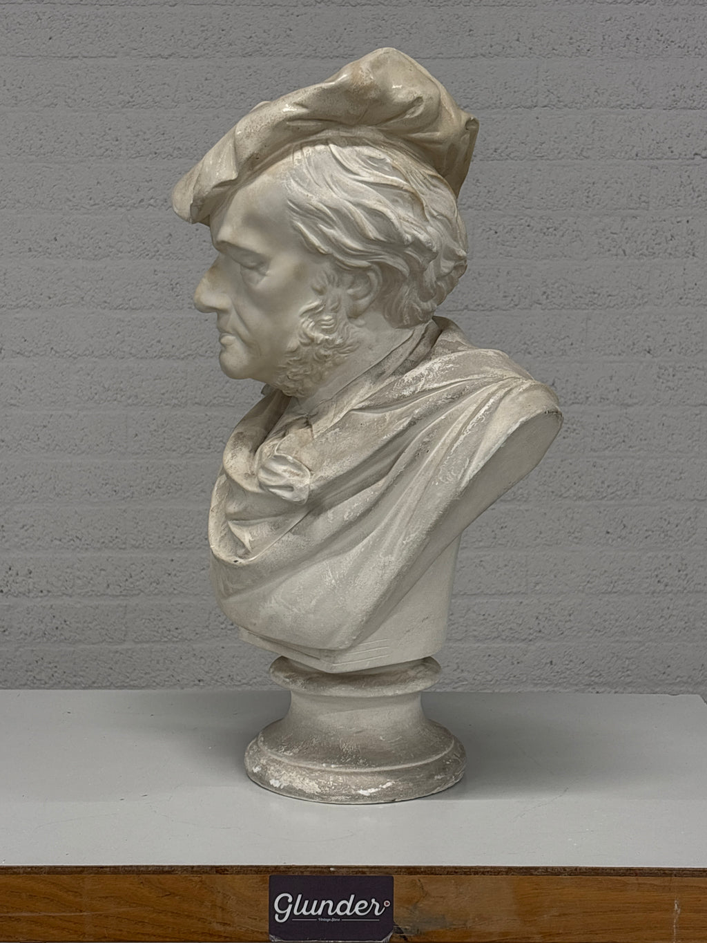 Gipsen portretbuste van Laurent Delvaux