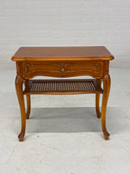 Bed ombouw met zijkastjes