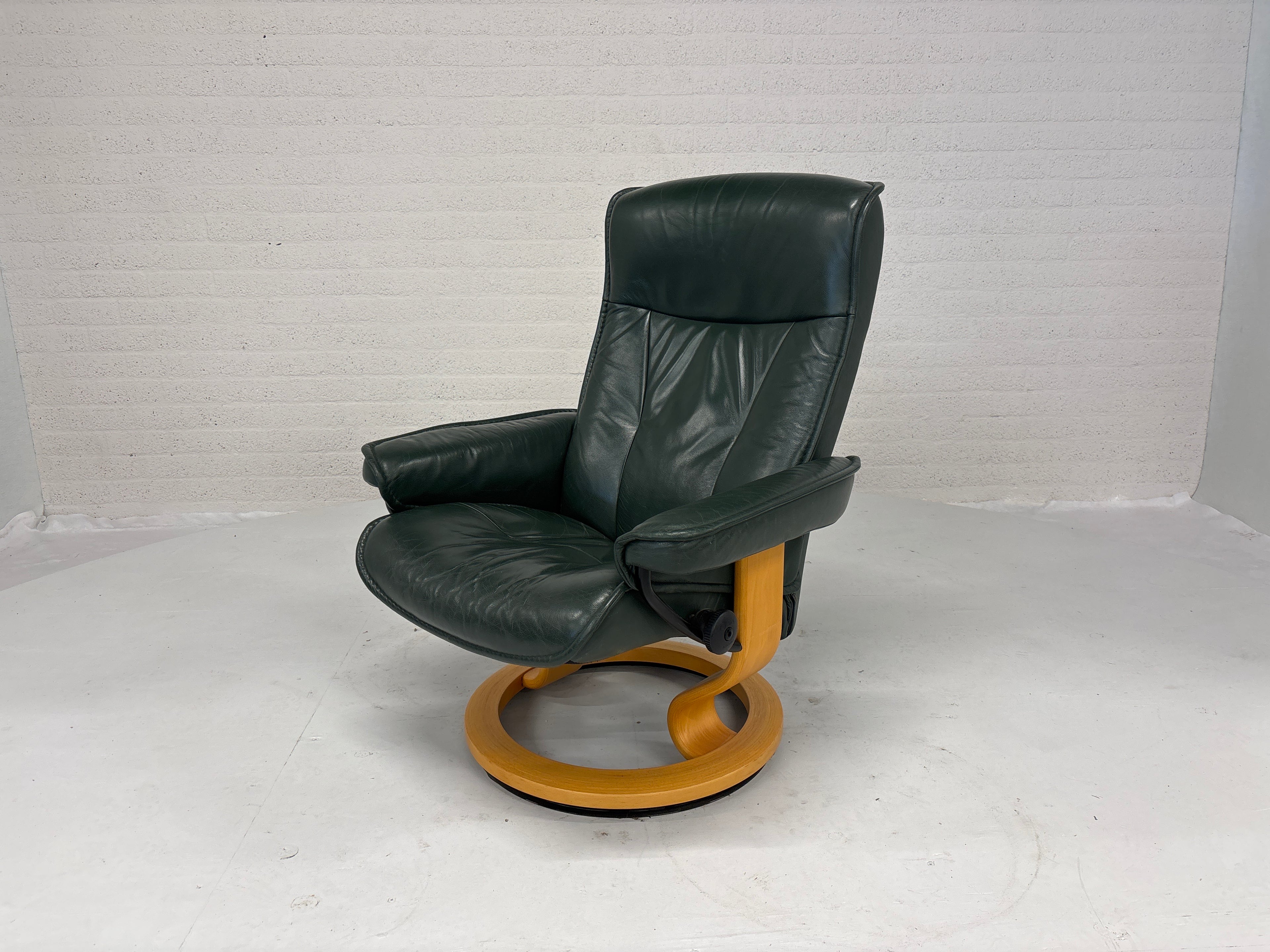 Set 2 Stressless fauteuils leer