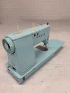 Singer 348 ijsblauwe naaimachine