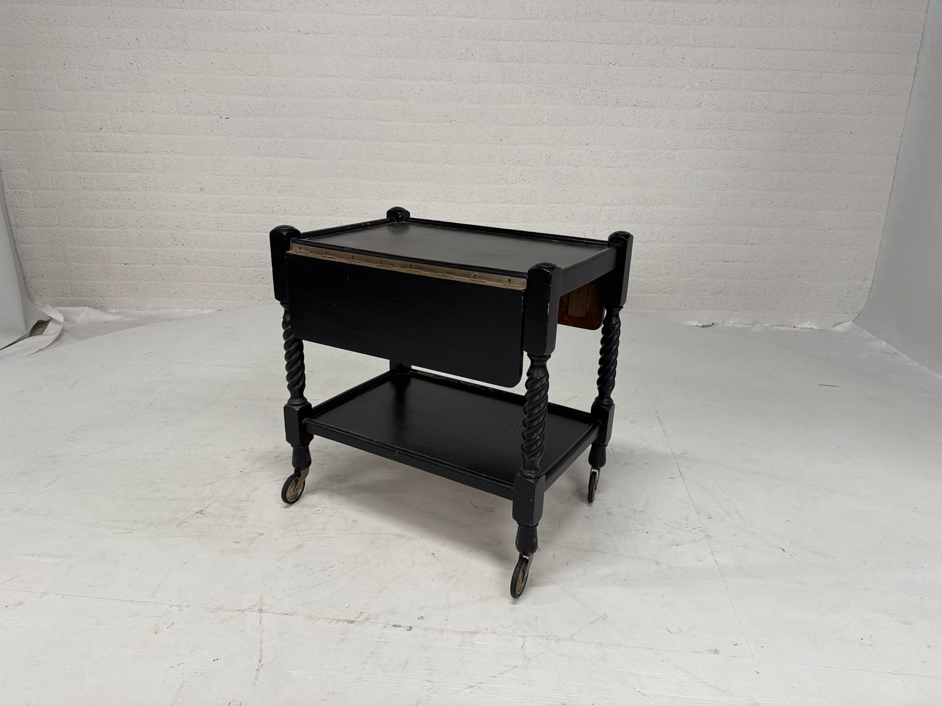 Bijzettafel op wieltjes