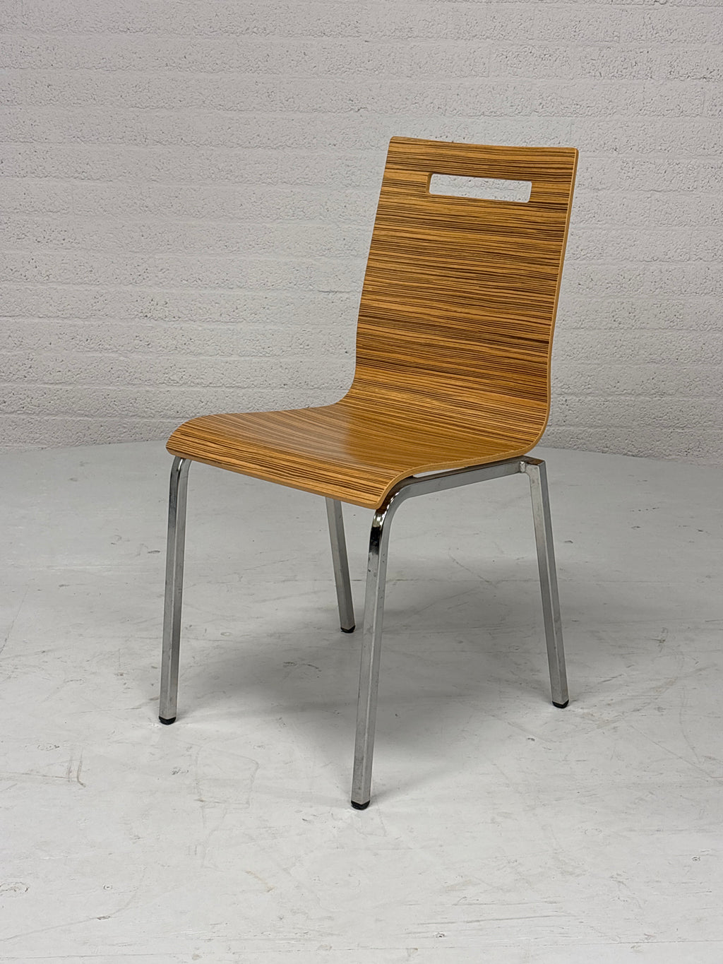 BV Hennie de Jong; Set 5 eetkamerstoelen stapelbaar