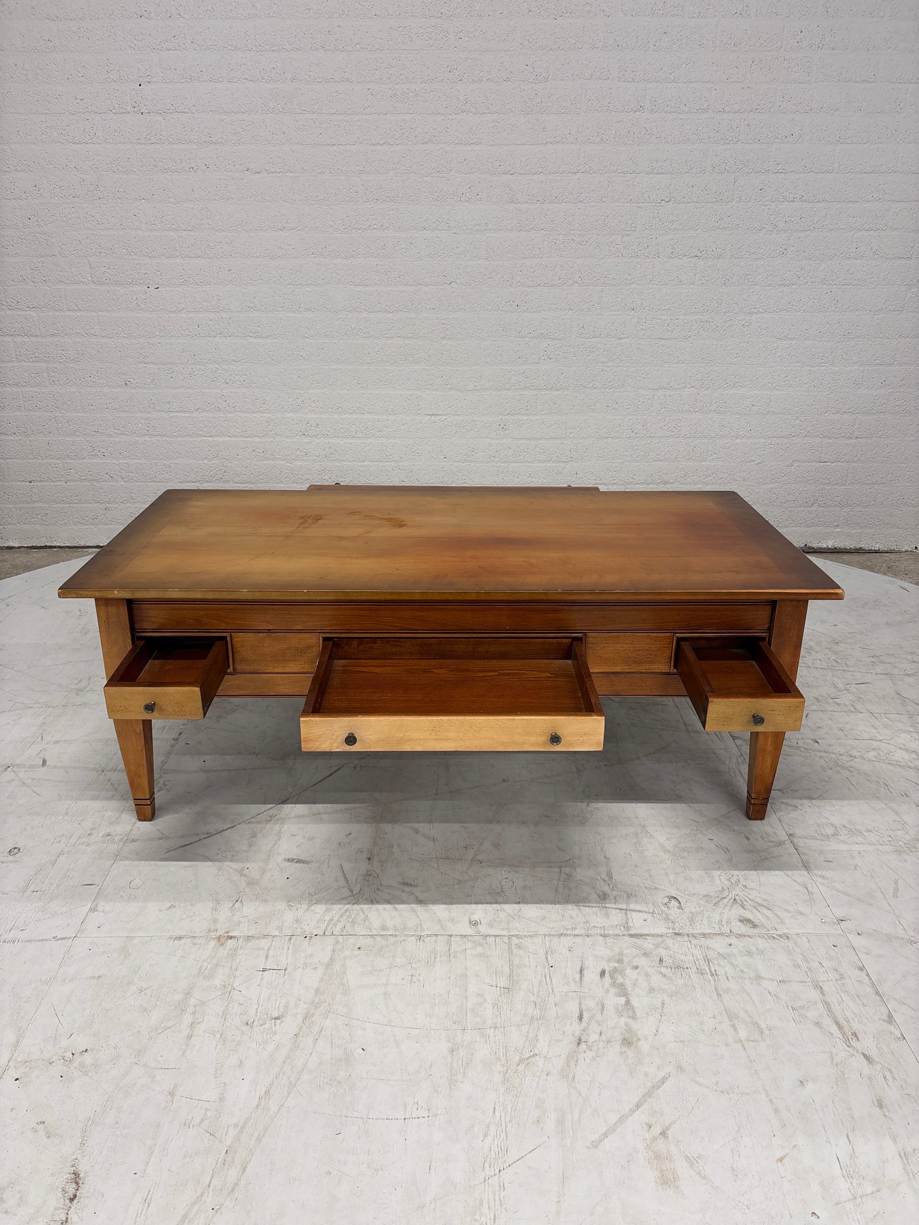 Salontafel met 6 lades en uitschuifblad