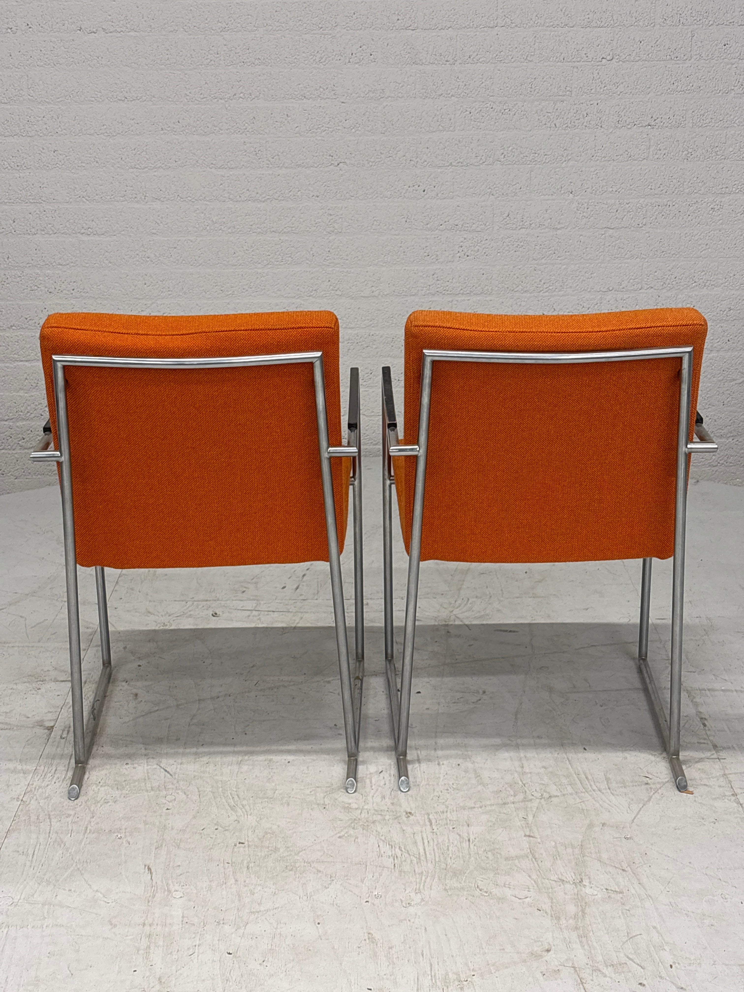 Oranje design stoelen