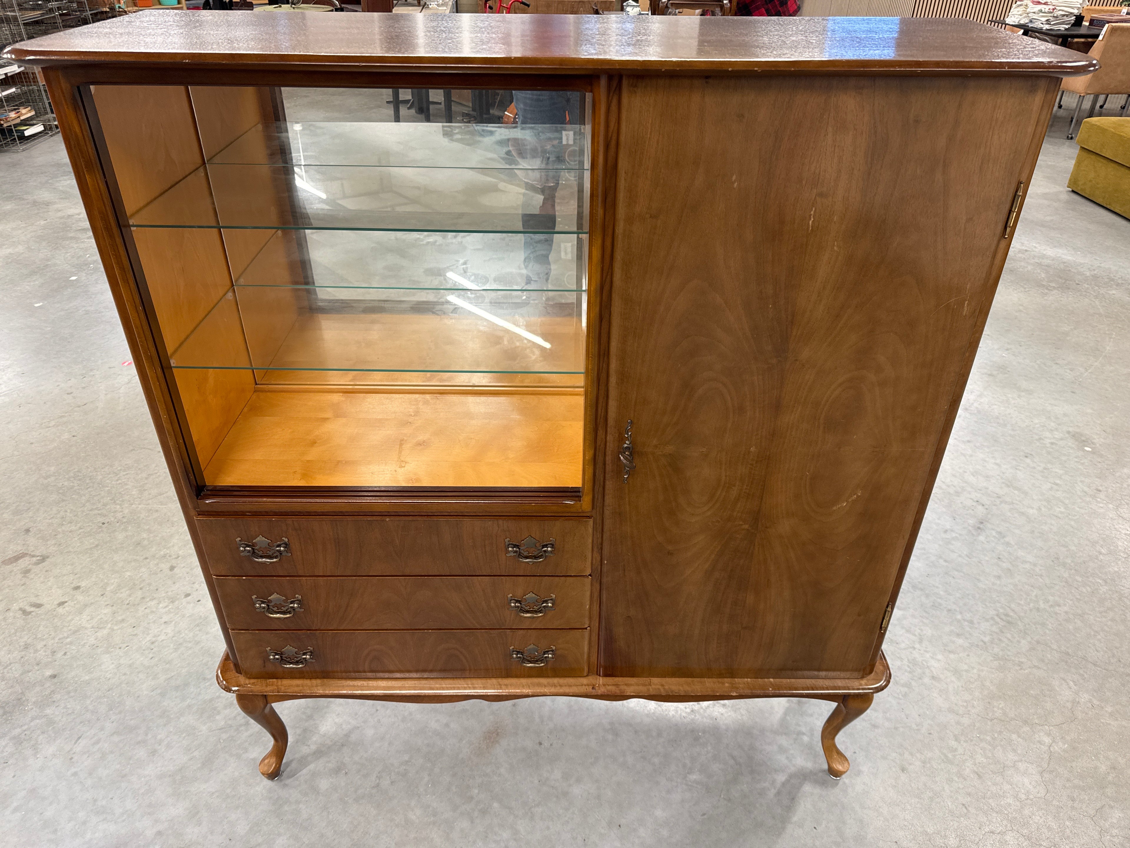 Presentatie kastje Queen Ann