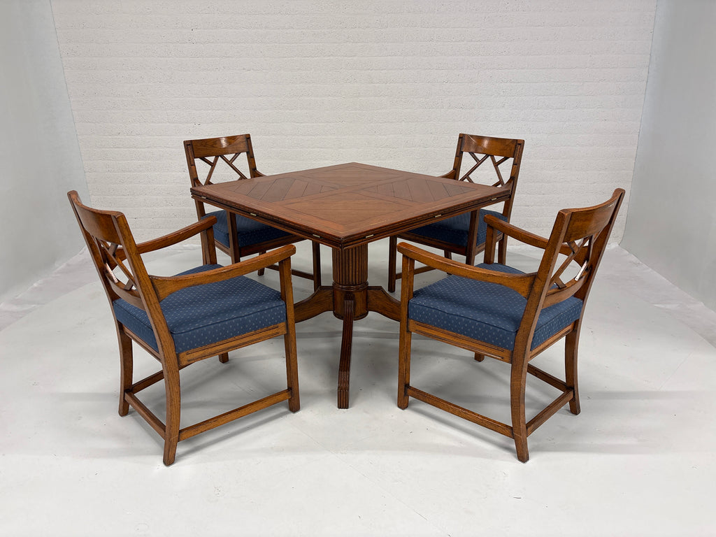 Tafel en stoelen Royal Antique Collection
