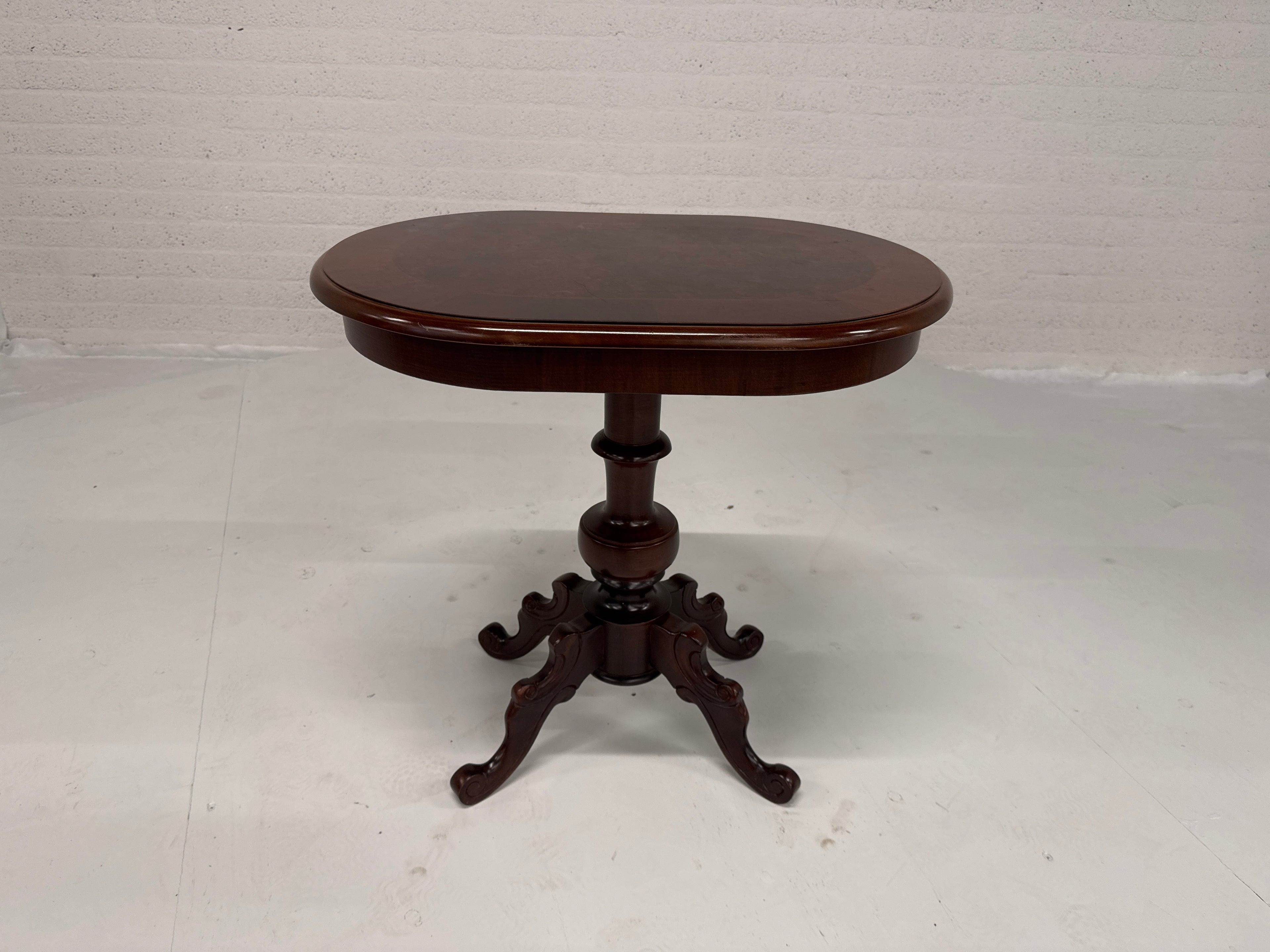 Bijzet tafel klassiek ovaal Biedermeier mahonie