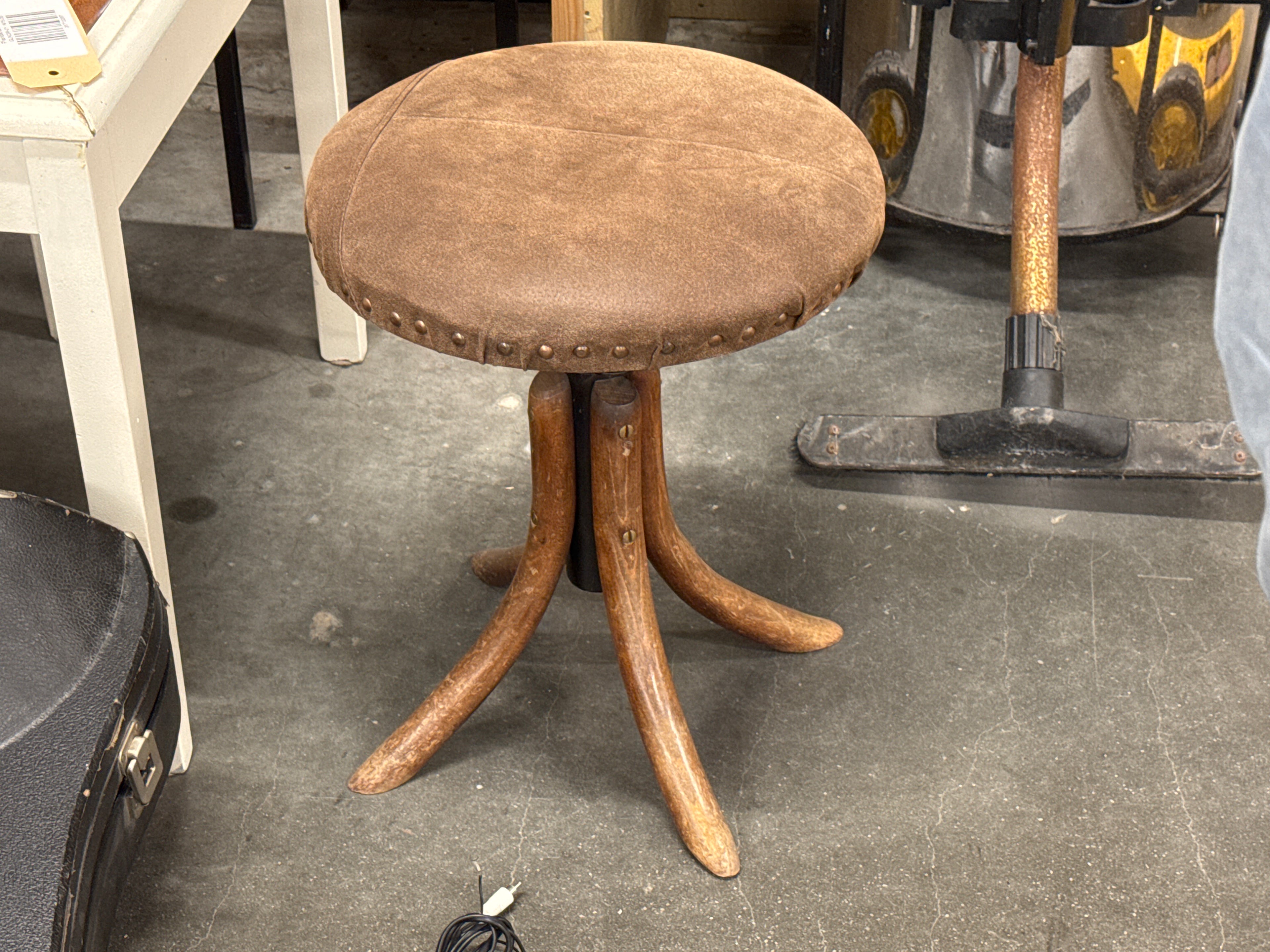 Thonet Pianokruk Rond