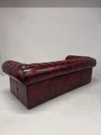 Chesterfield bordeaux rode bank