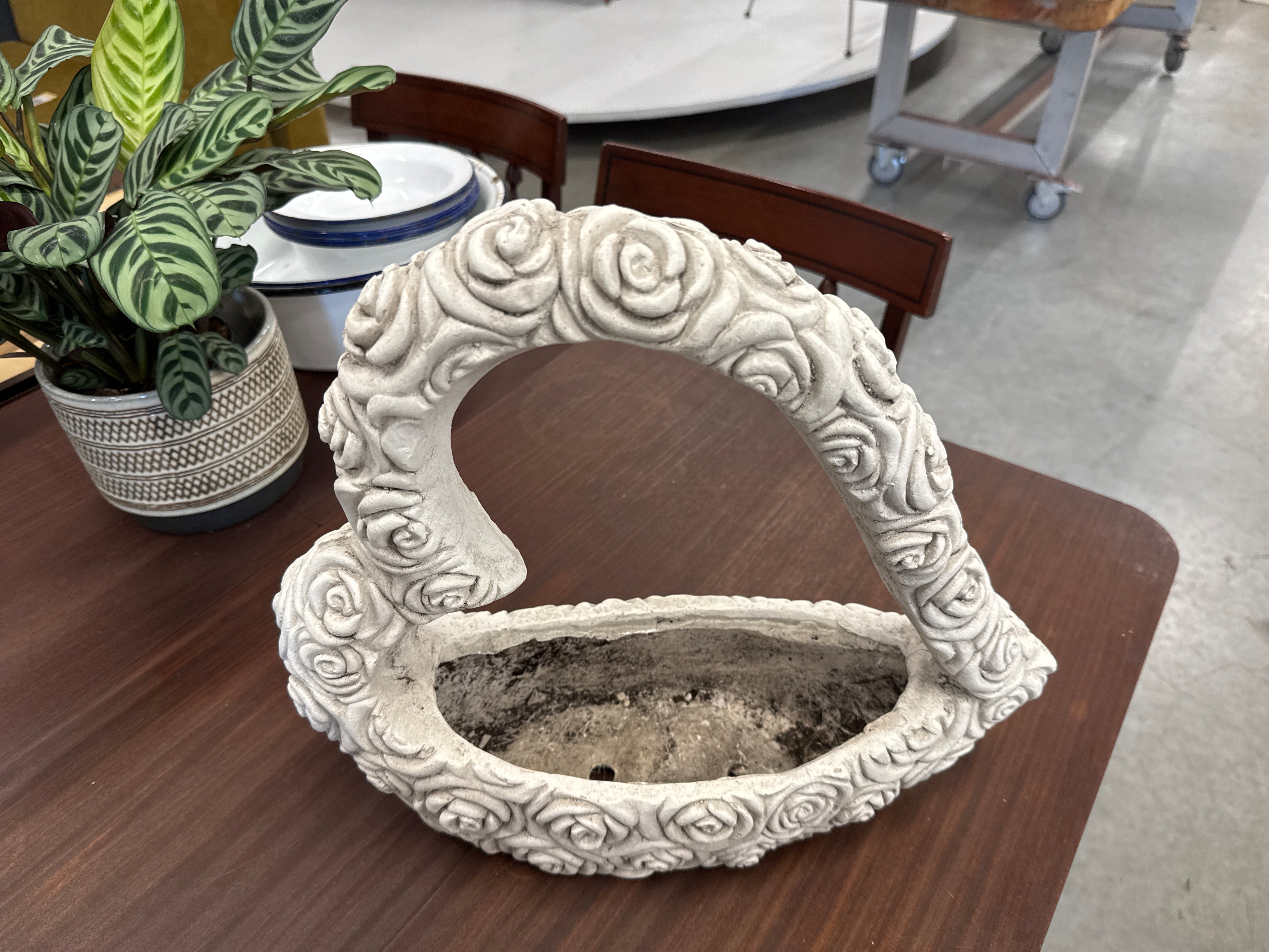 Plantenbakje buiten hartvorm wit