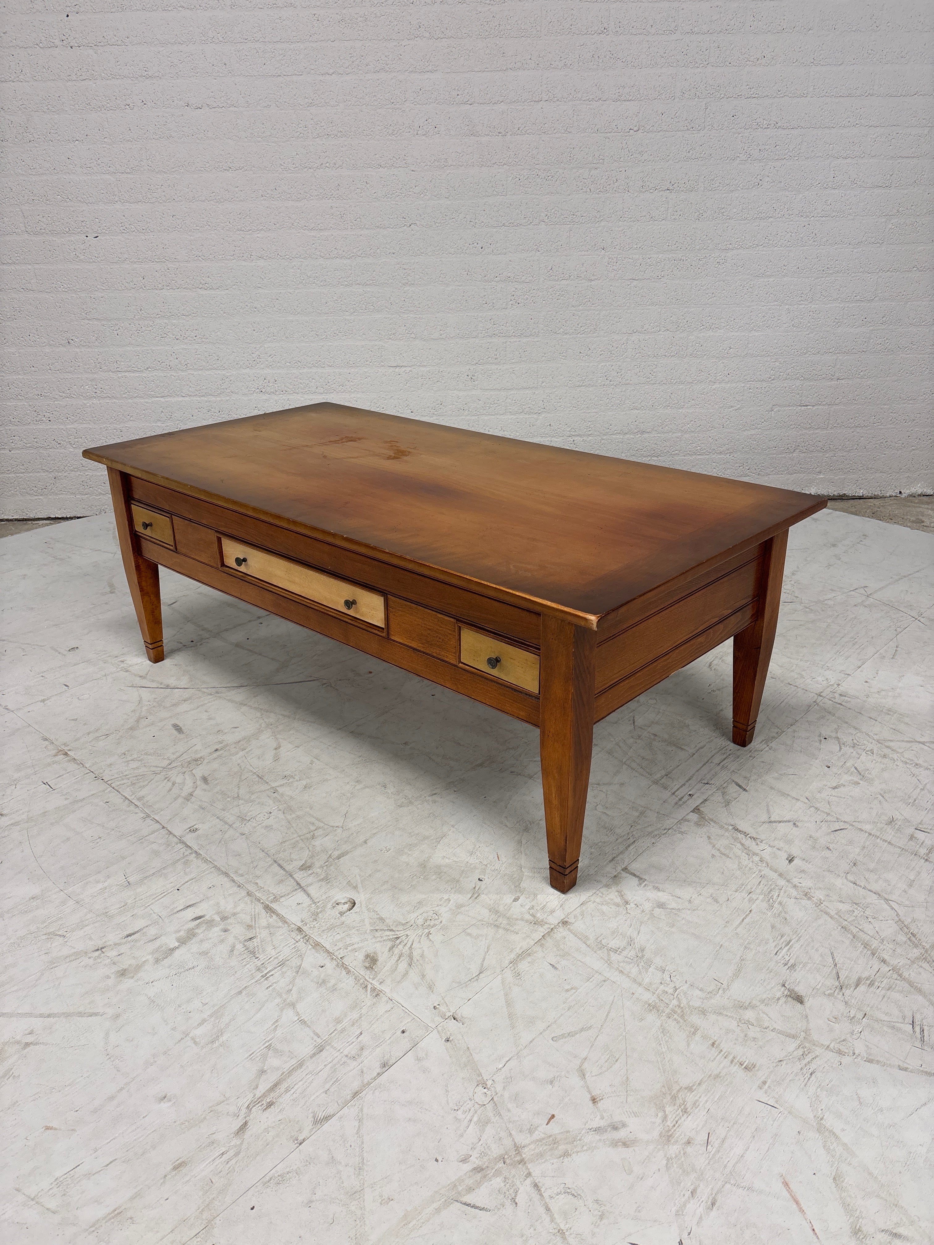 Salontafel met 6 lades en uitschuifblad