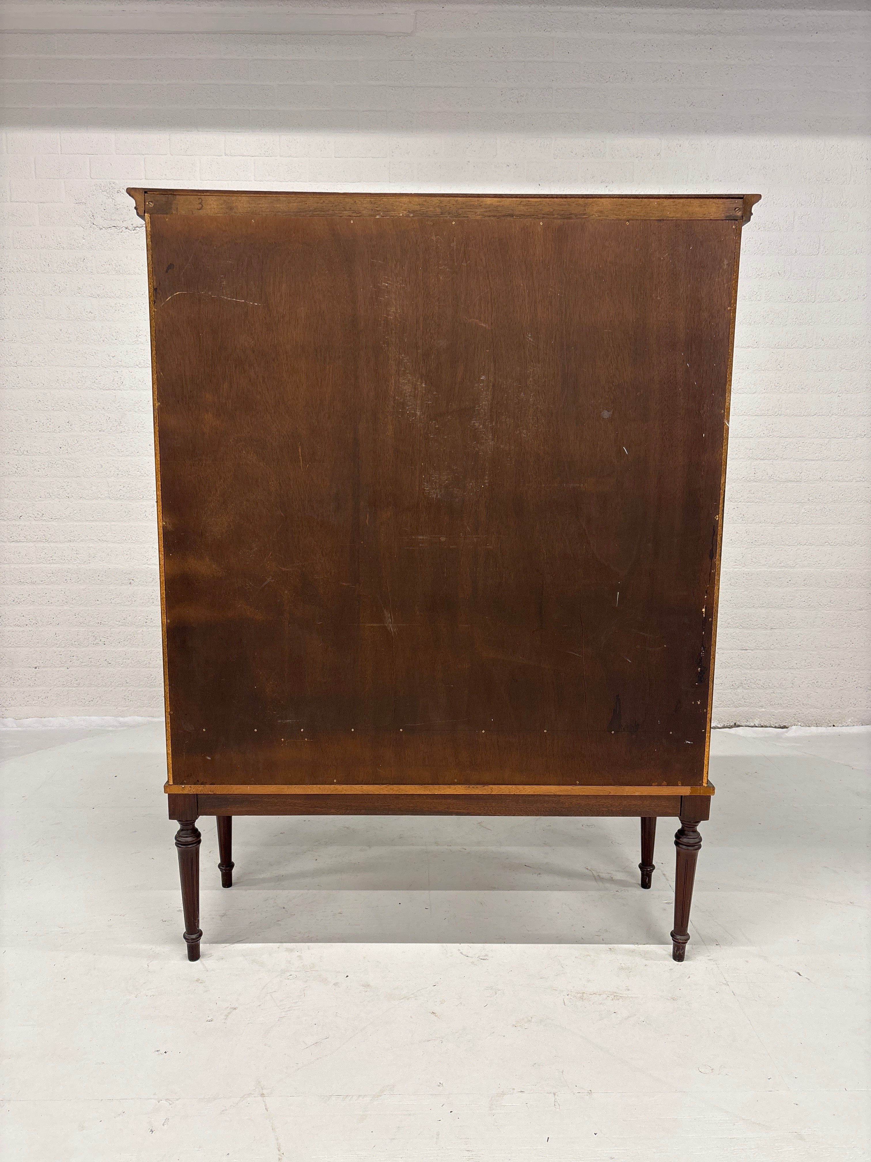 Vitrinekast Edwardiaans