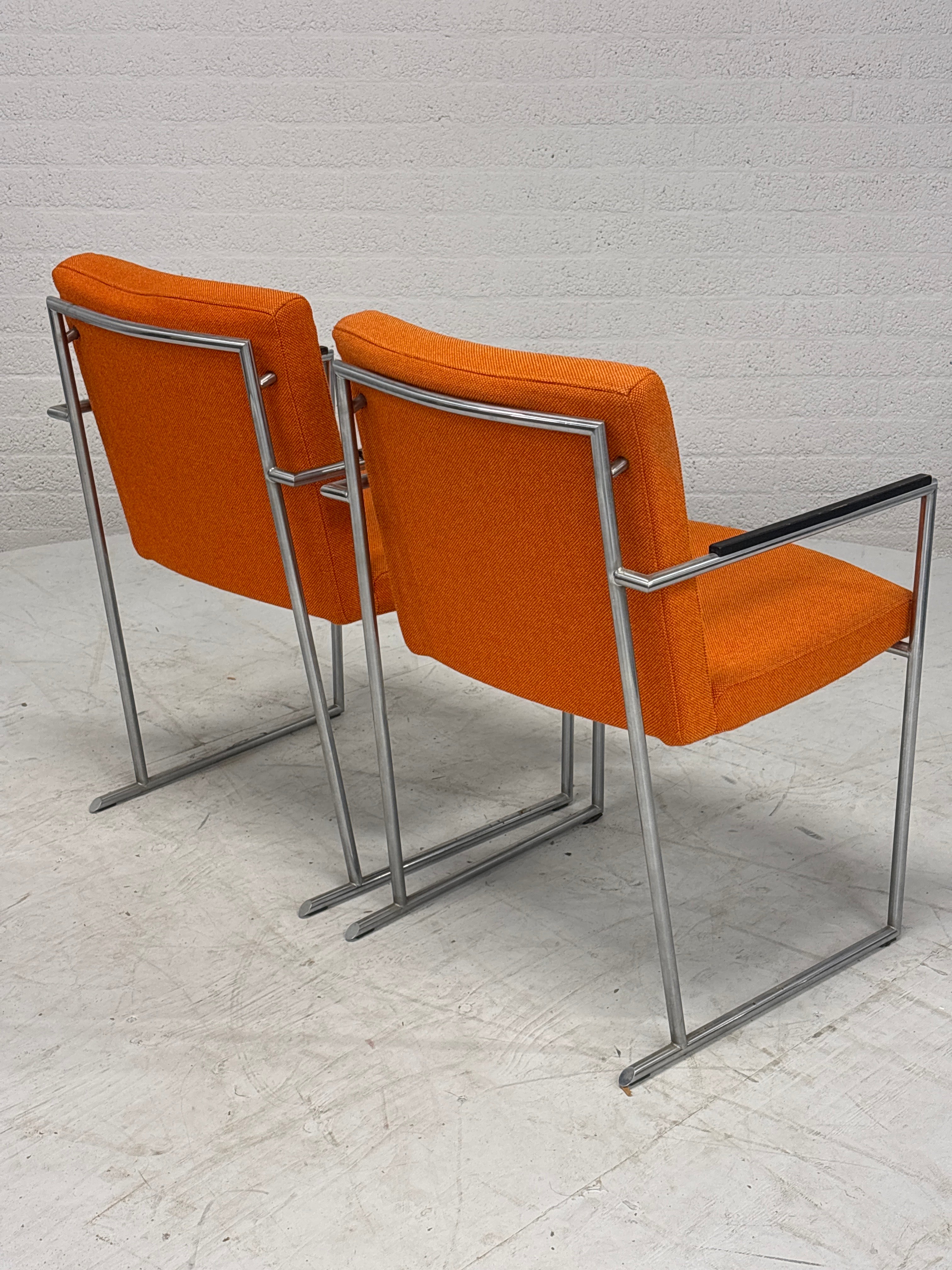 Oranje design stoelen
