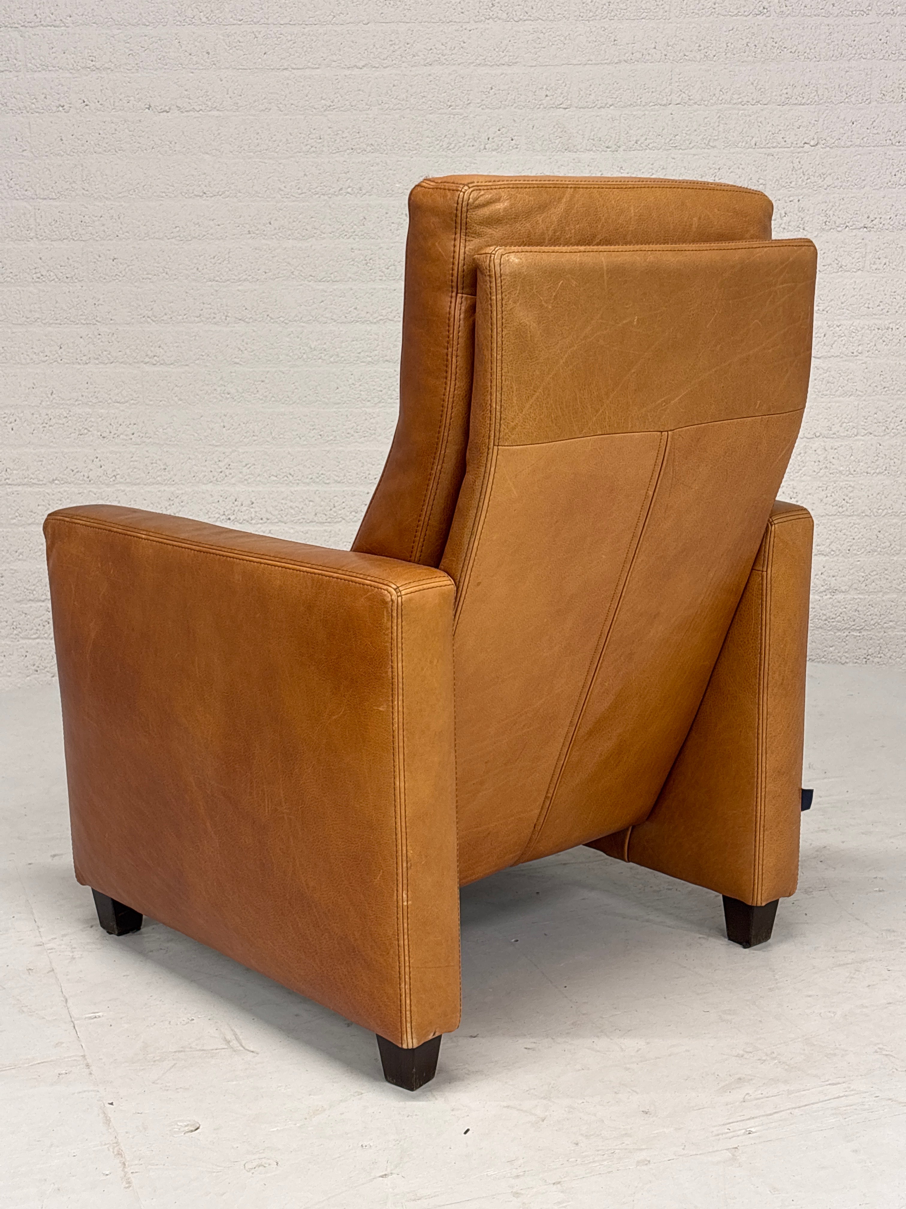 Leren fauteuil vaste rugleuning