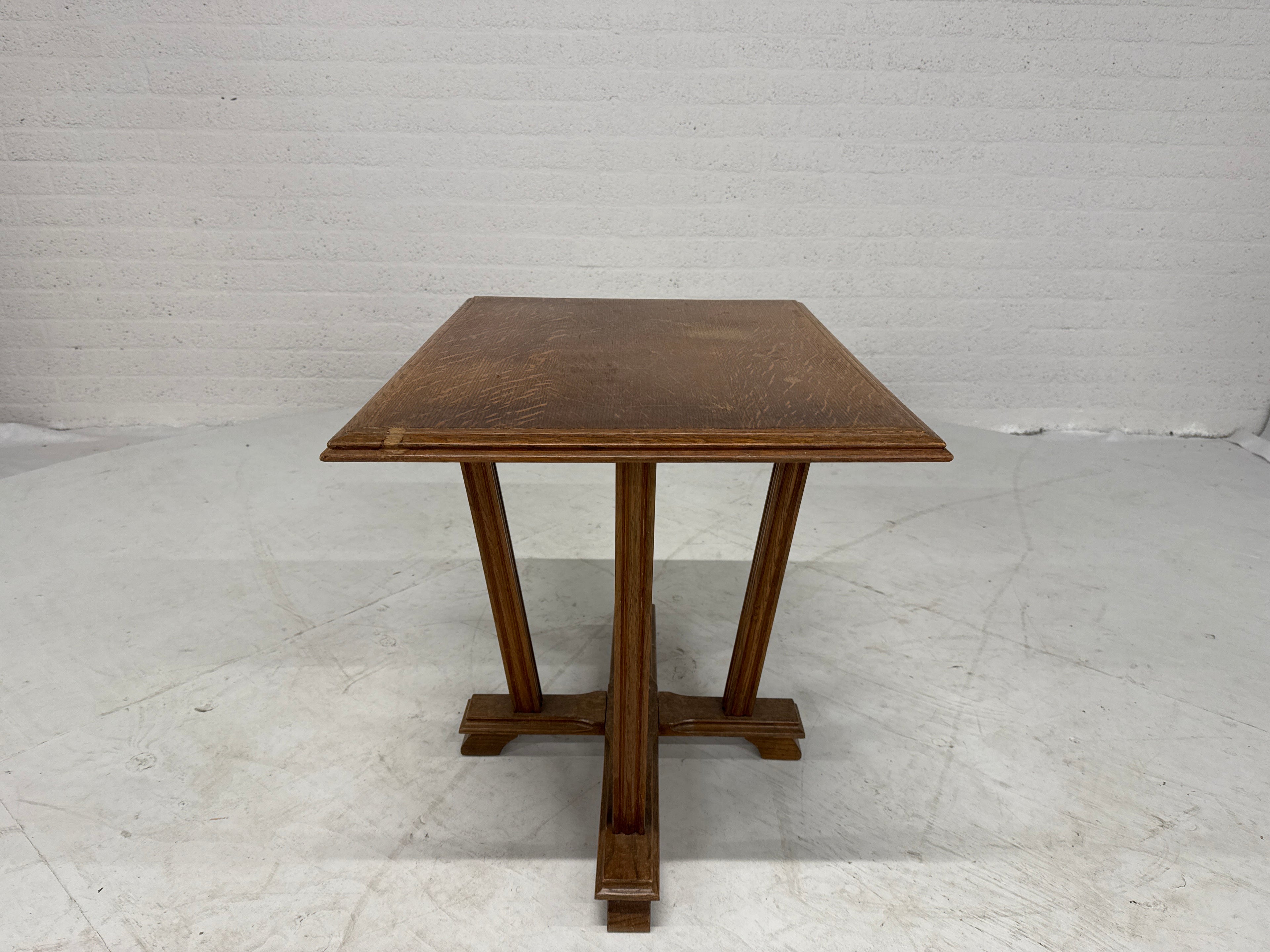 Bijzettafel Haagse school