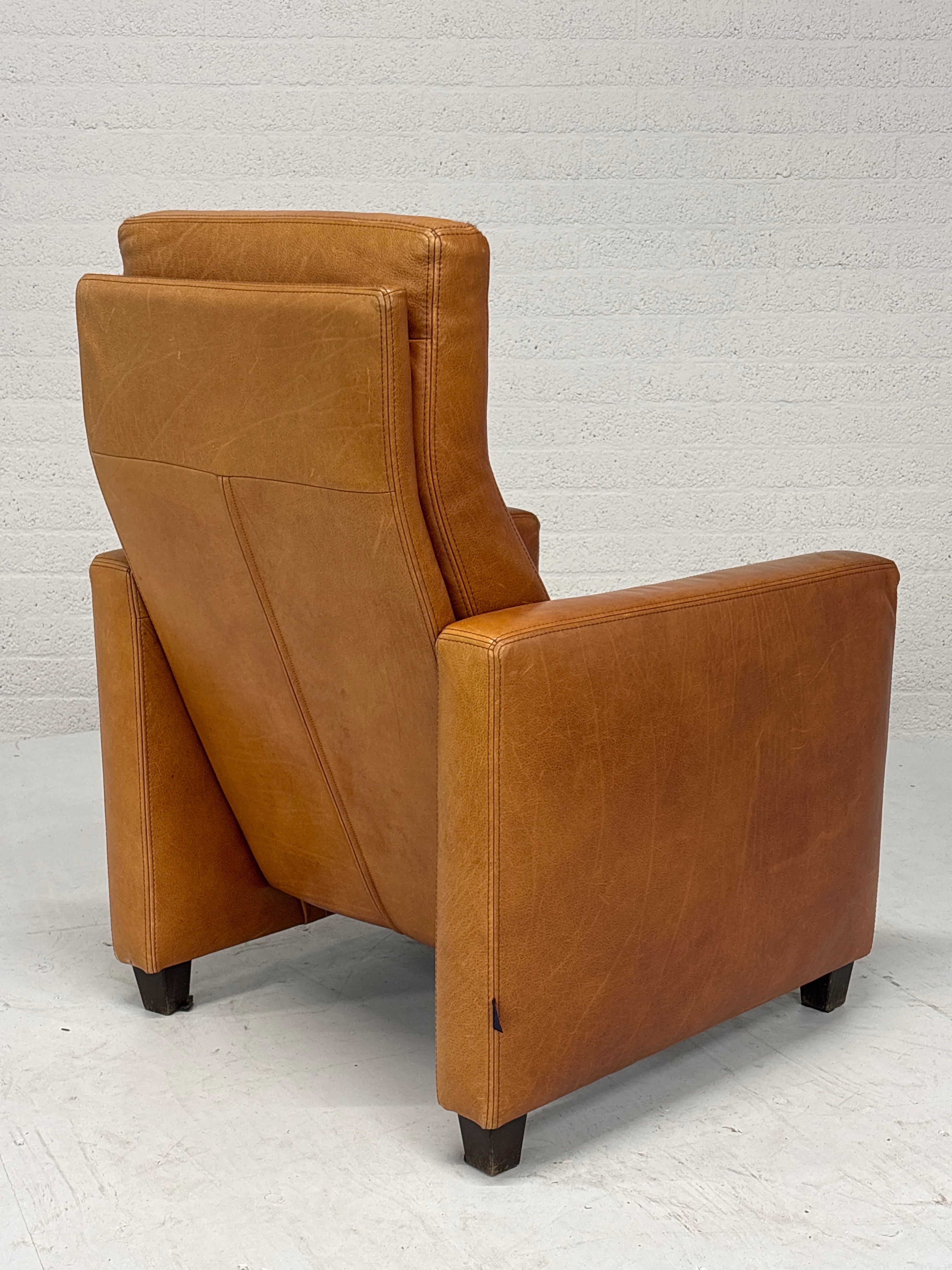 Leren fauteuil vaste rugleuning
