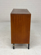 Vintage kastje met 4 laden , breed