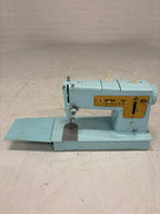 Singer 348 ijsblauwe naaimachine