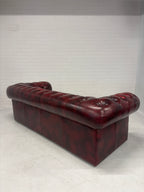 Chesterfield bordeaux rode bank
