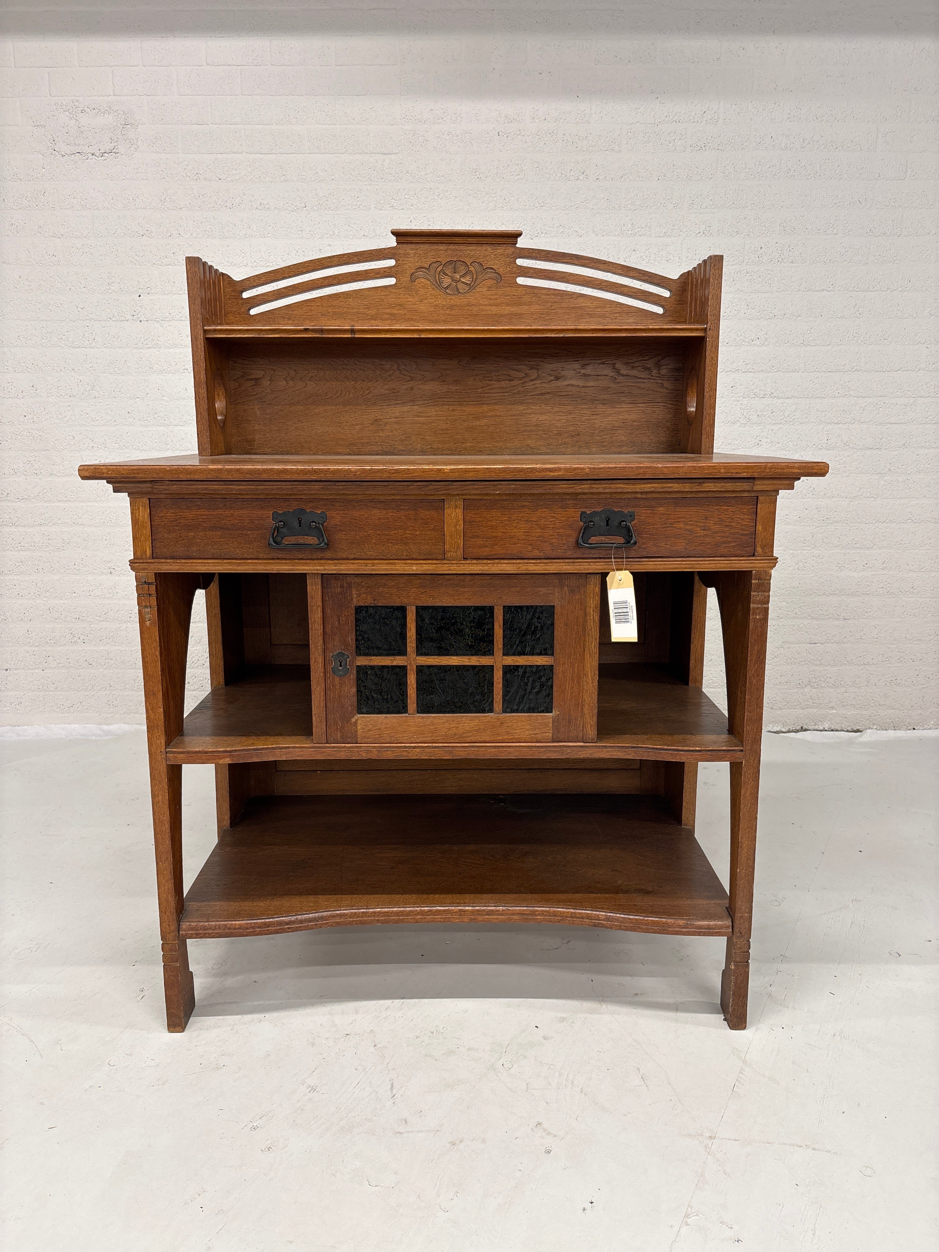 Antieke kast /commode