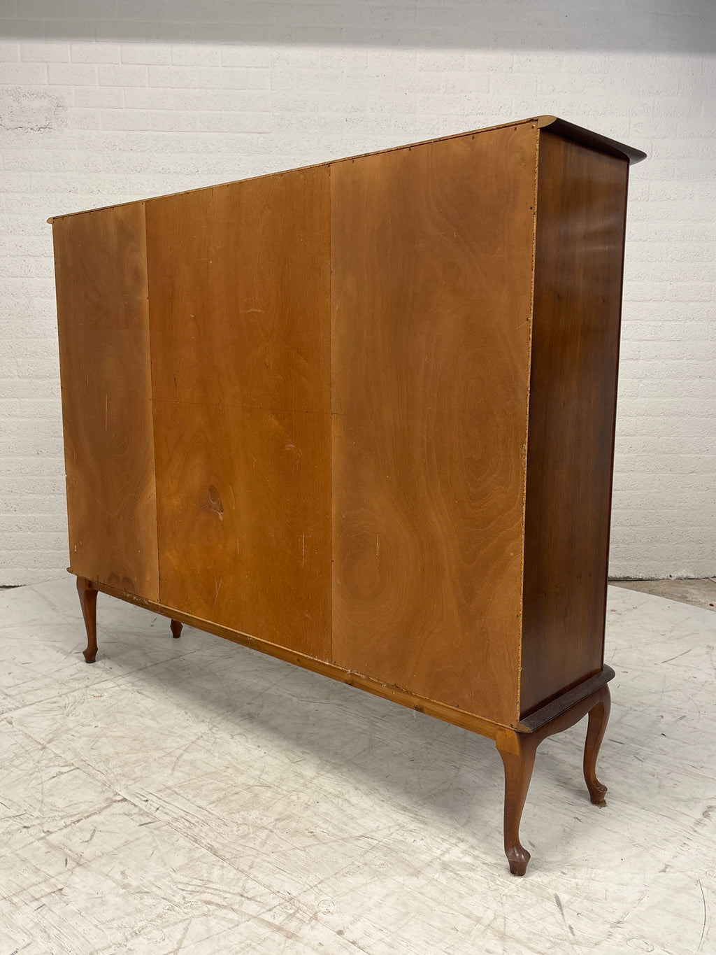 Retro kast gefineerd hout mahonie