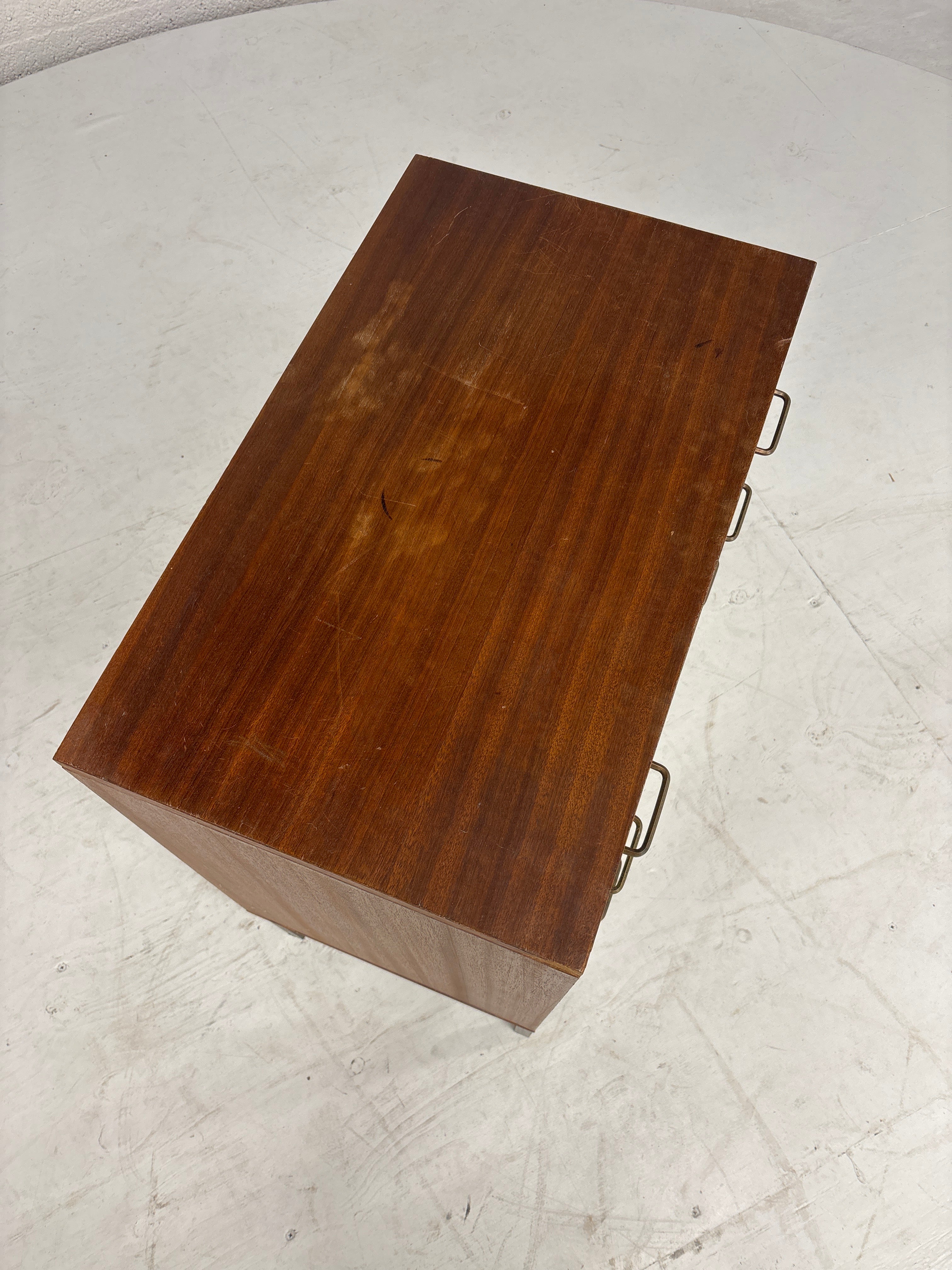 Vintage kastje 4 laden, smal