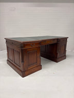 Bureau met leren inleg