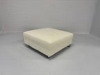 Hocker stof creme op wielen