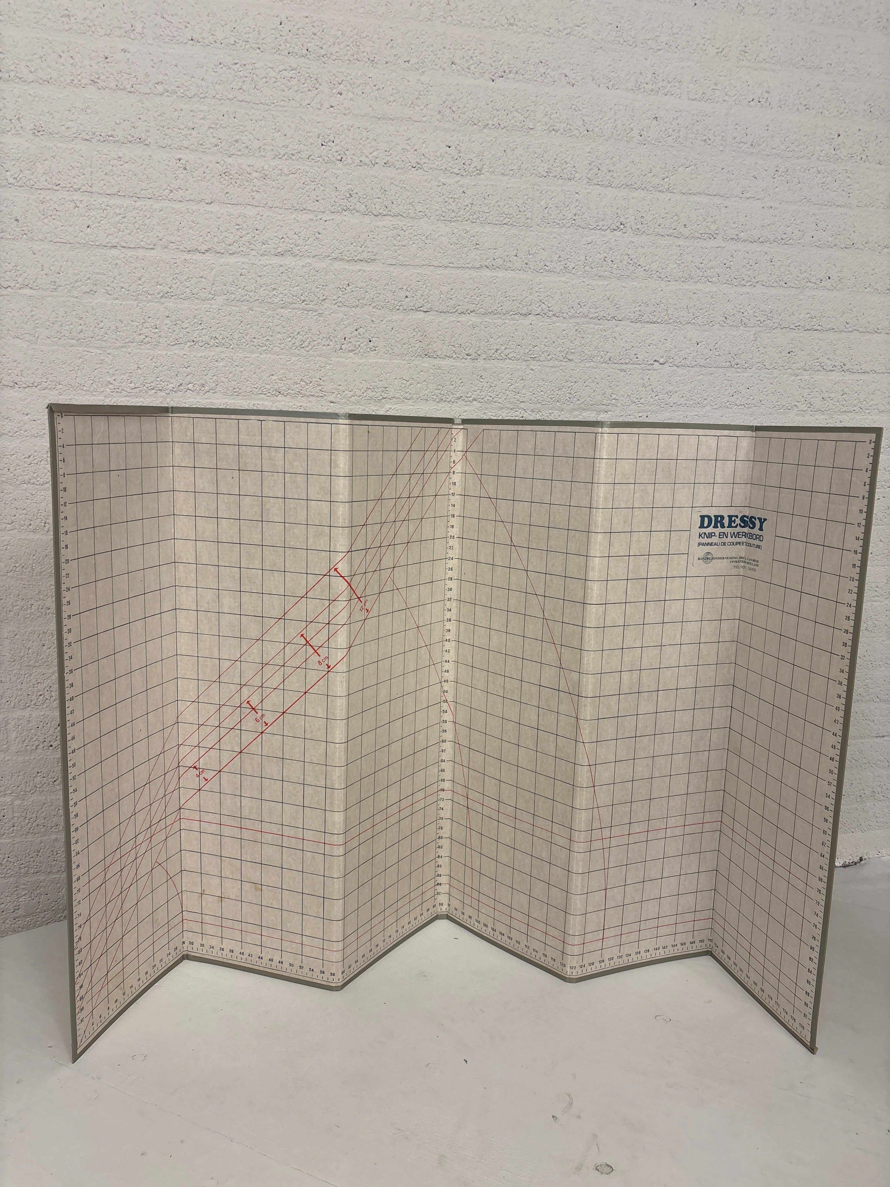 Dressy Knip-en werkbord voor kleding