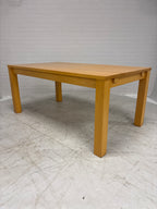 Zware tafel met extra blad