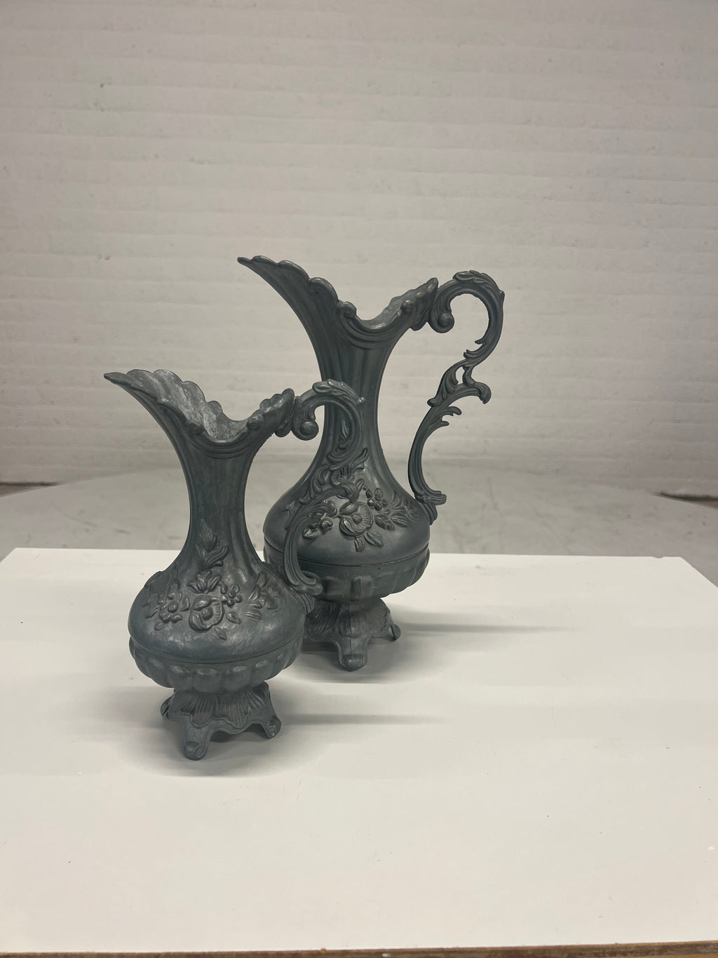 Tinnen sierkannen in barokstijl – set van 4