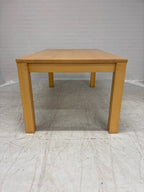 Zware tafel met extra blad