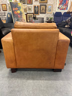 Cognac leren fauteuil met mooi patina