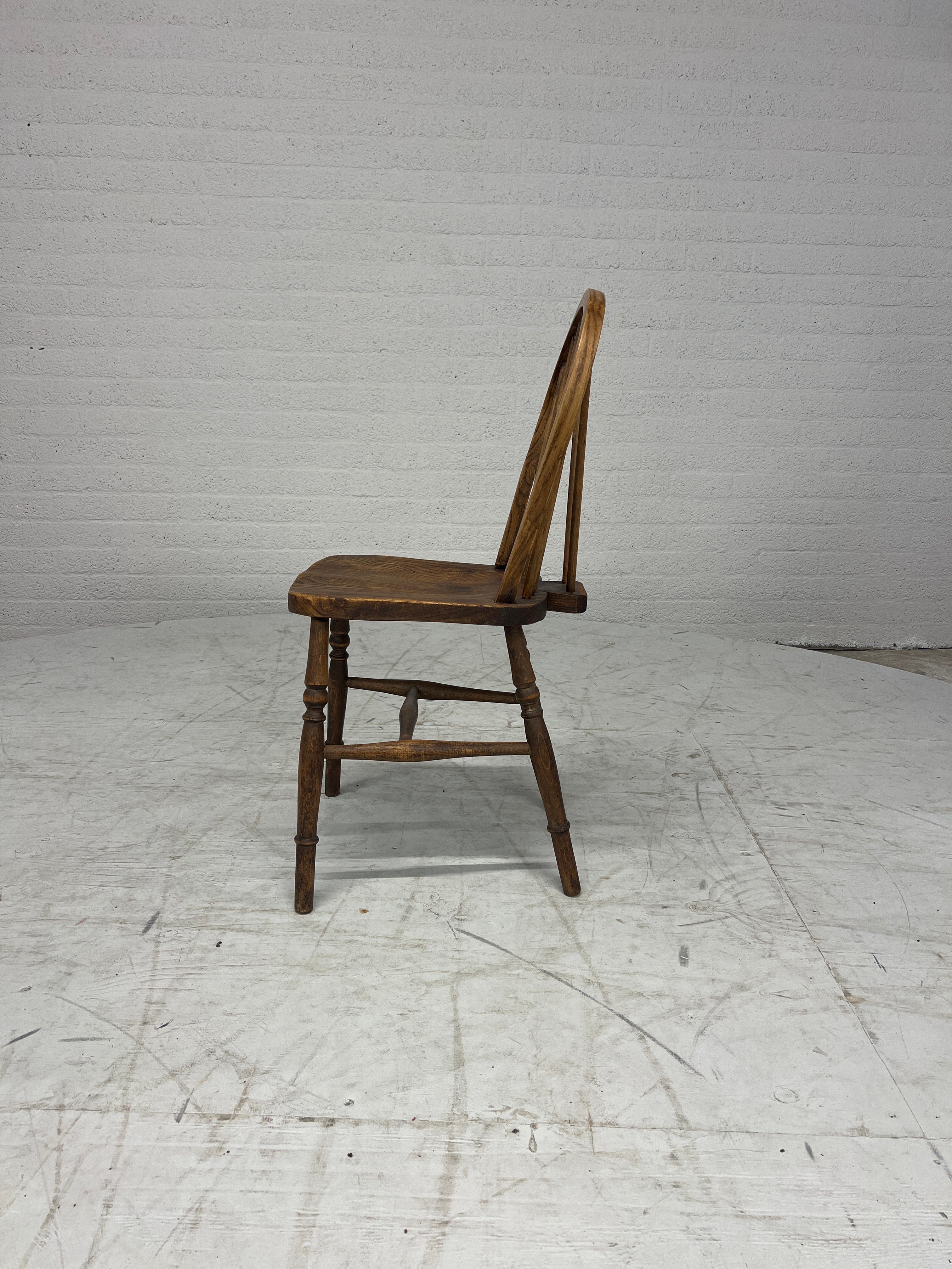 Rustieke Windsor stoel van hout