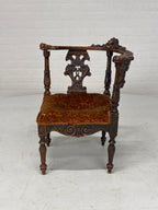 Italiaanse antieke hoekstoel