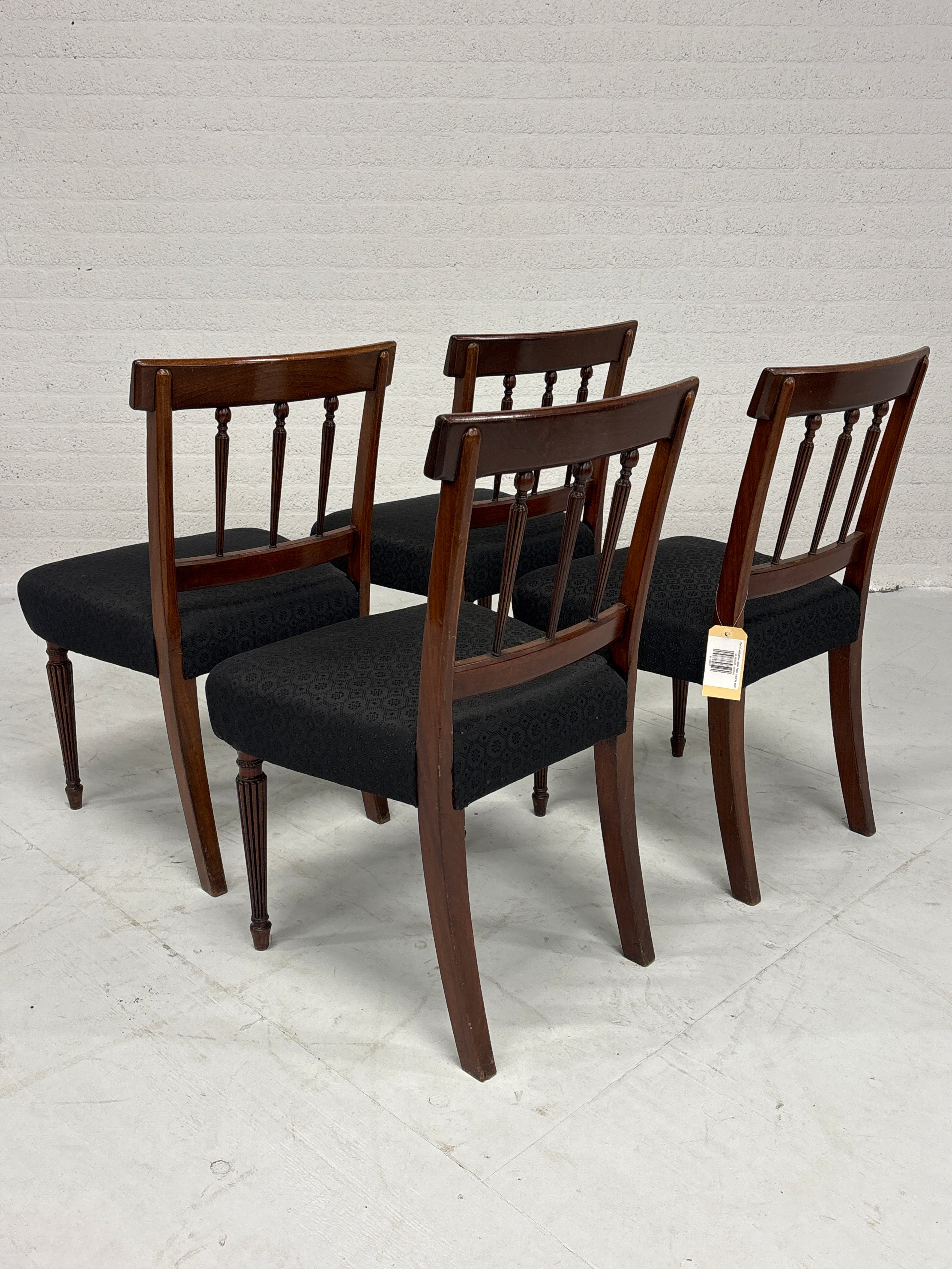 Set 4 eetkamer stoel hout zwarte stof