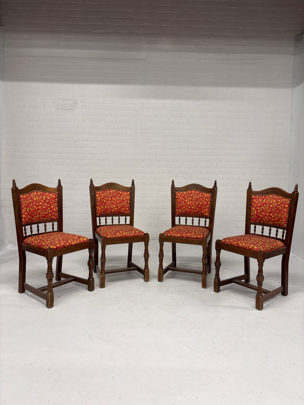 Eetkamerstoelen set 4